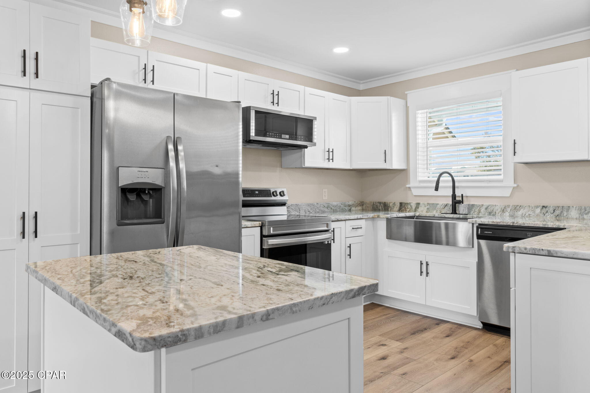 Image 4 For 1335 Capri Drive