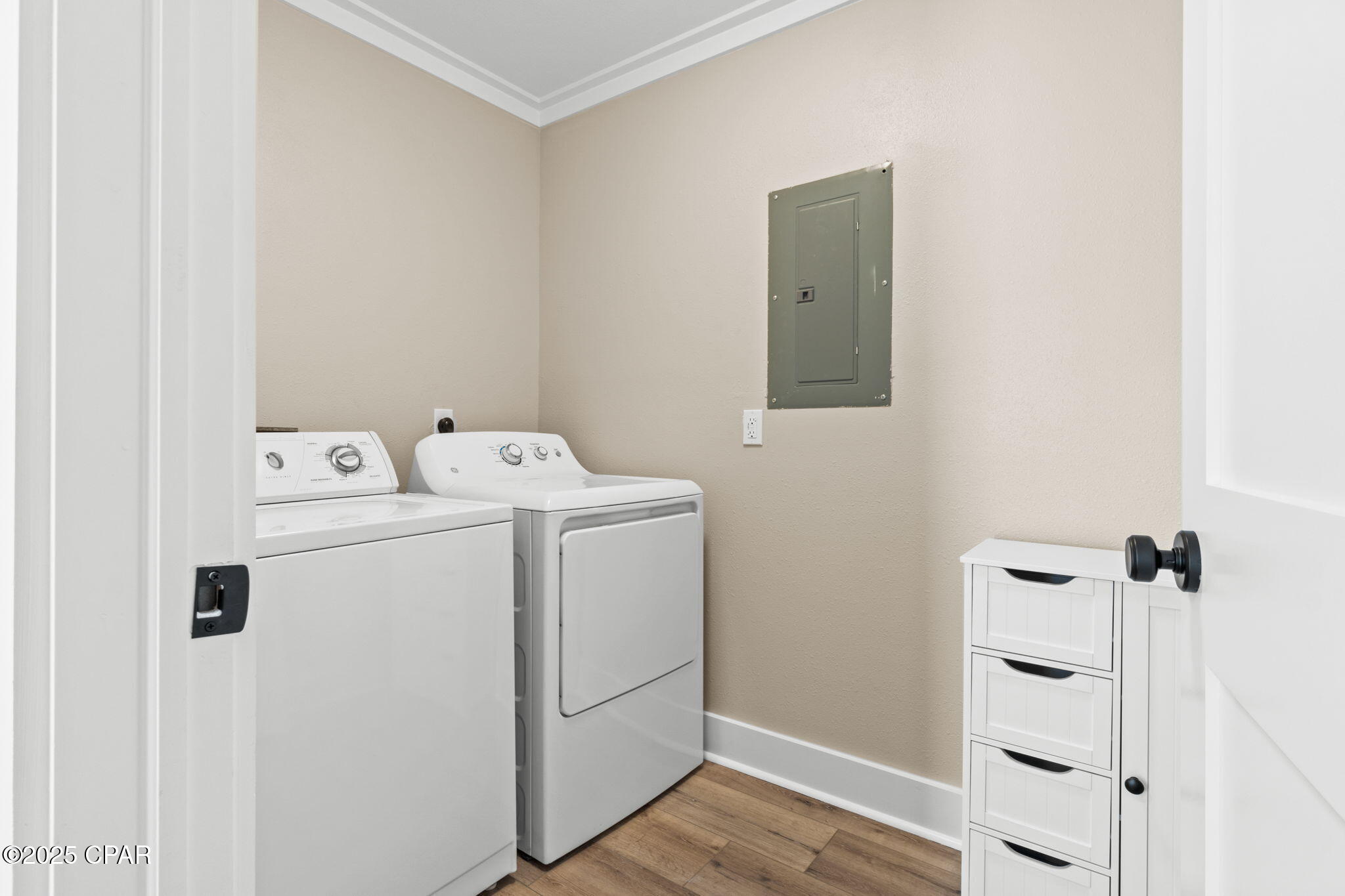 Image 9 For 1335 Capri Drive