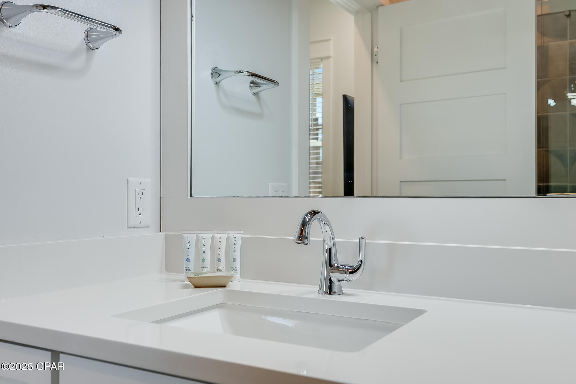 Image 32 For 9720 Beach Boulevard