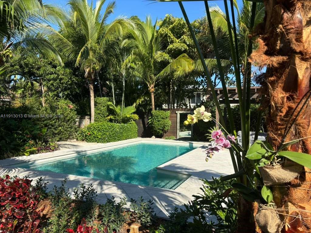 Mitchell Manor Exten