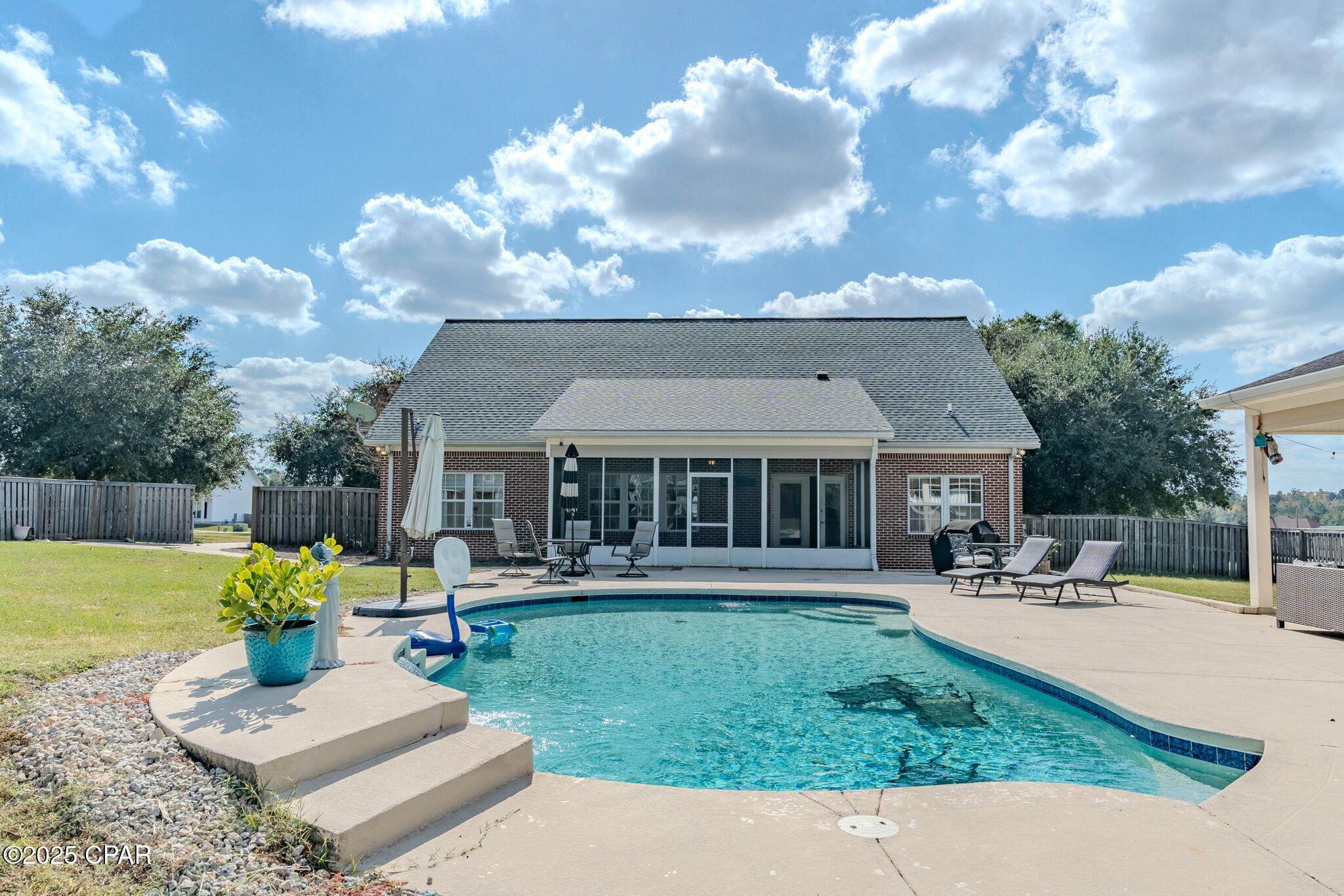 Image 10 For 3620 Greenfield Drive