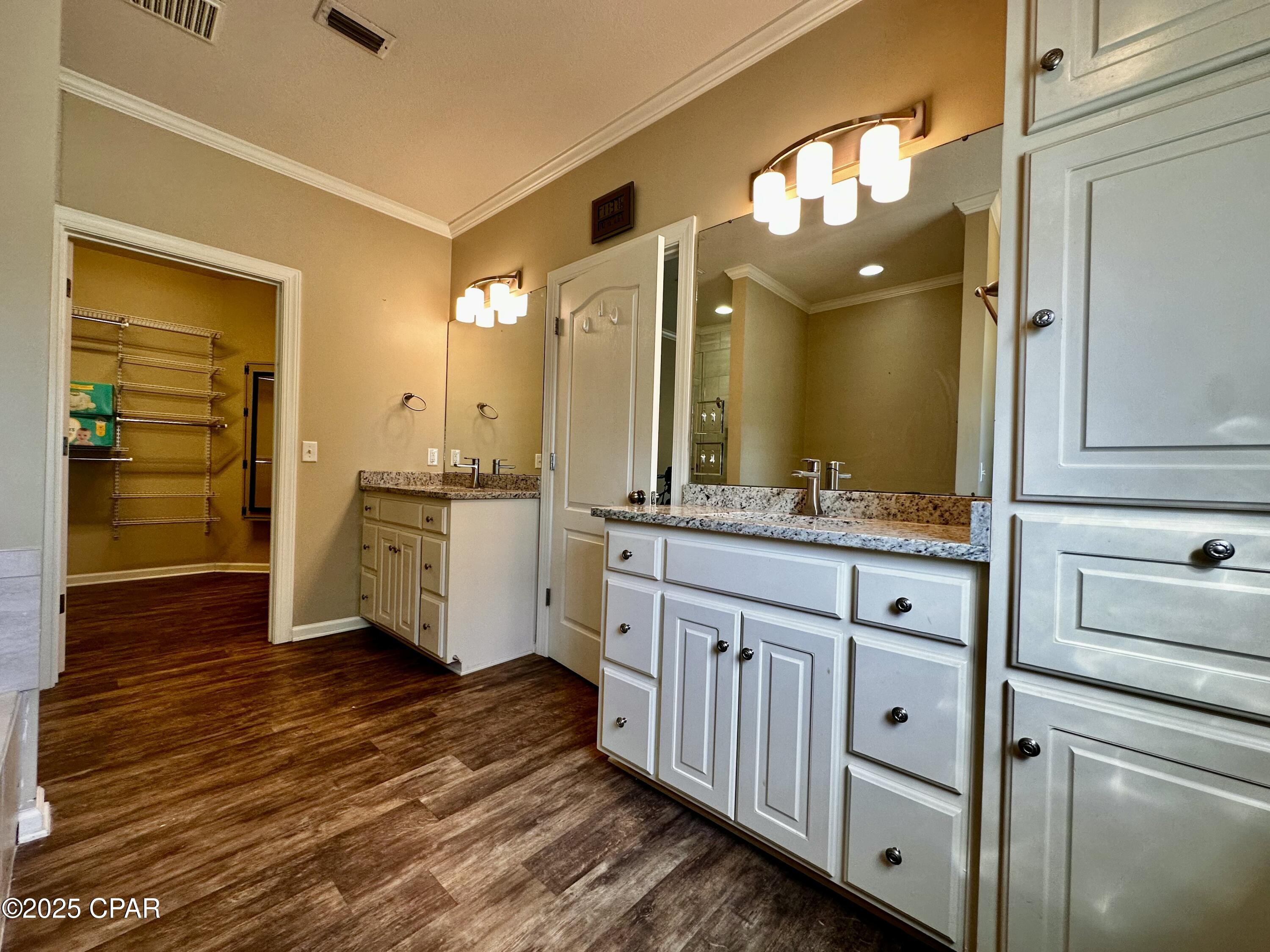 Image 28 For 3620 Greenfield Drive