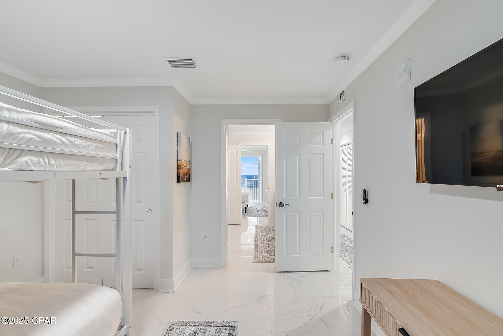 Image 32 For 9860 Thomas Drive L13