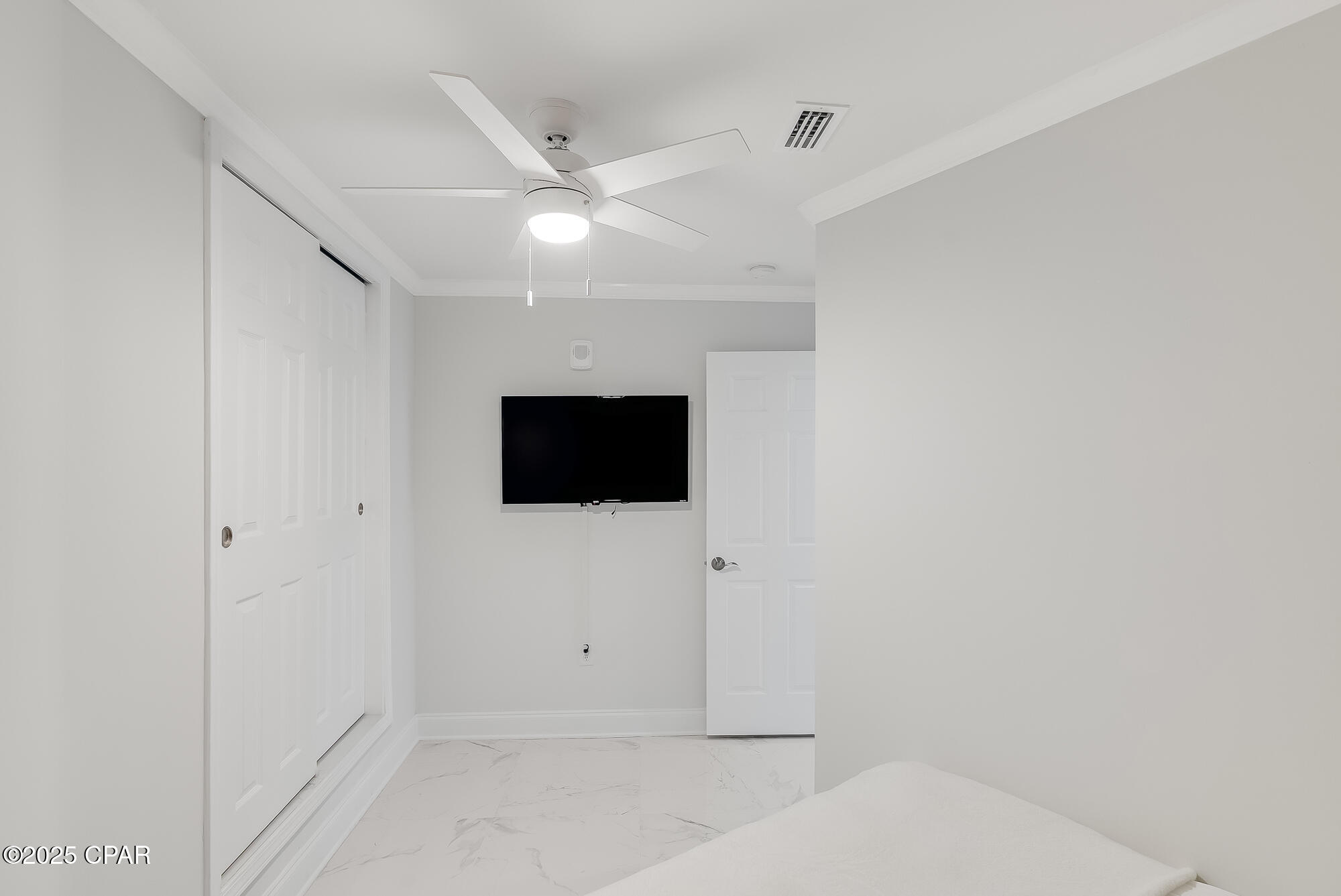 Image 36 For 9860 Thomas Drive L13