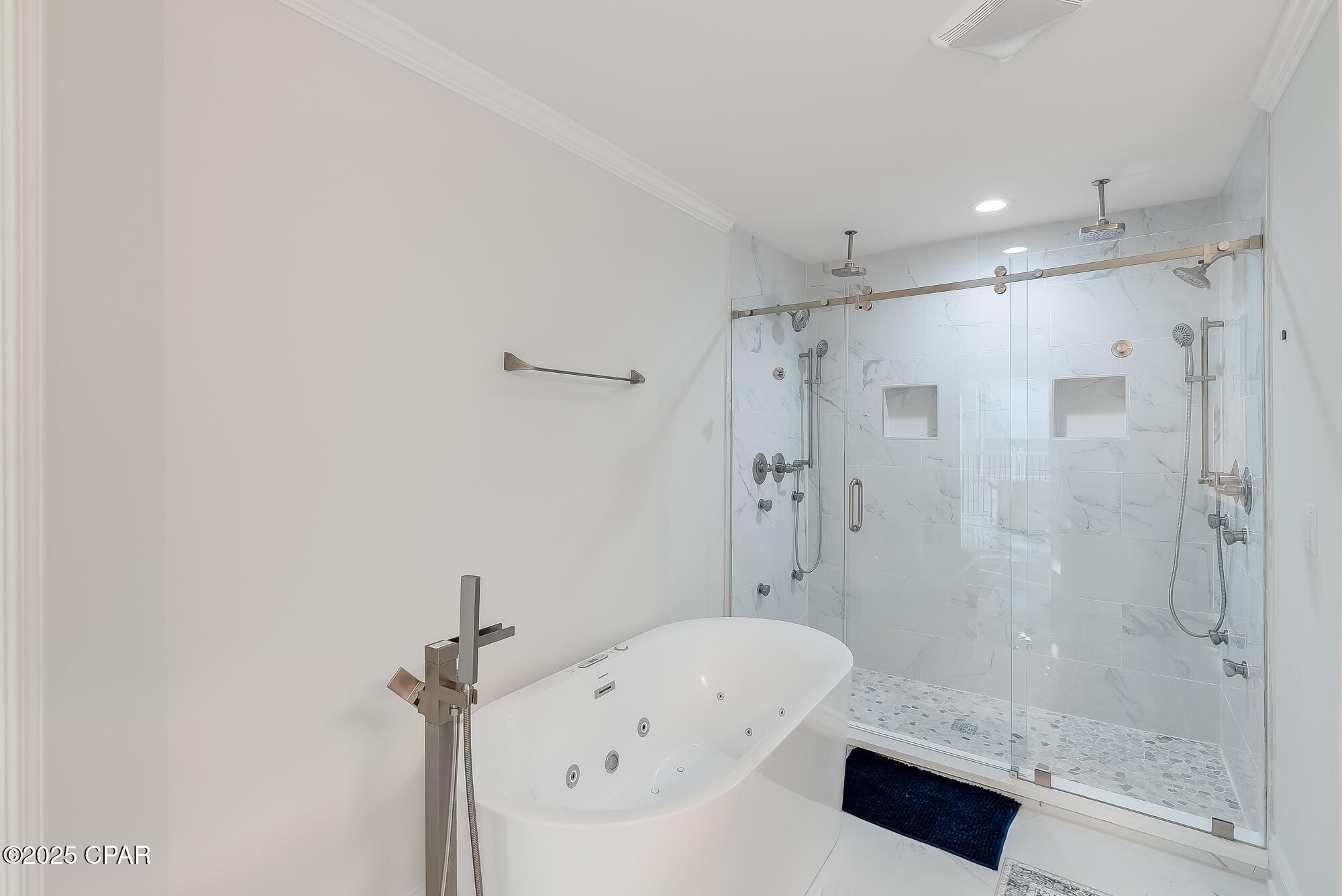 Image 47 For 9902 Thomas Drive L13