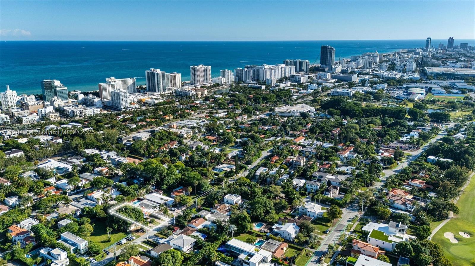 Nestled on tree-lined Royal Palm Ave in coveted Mid-Beach, just minutes to the beach, Lincoln Road, and top Miami Beach dining.
