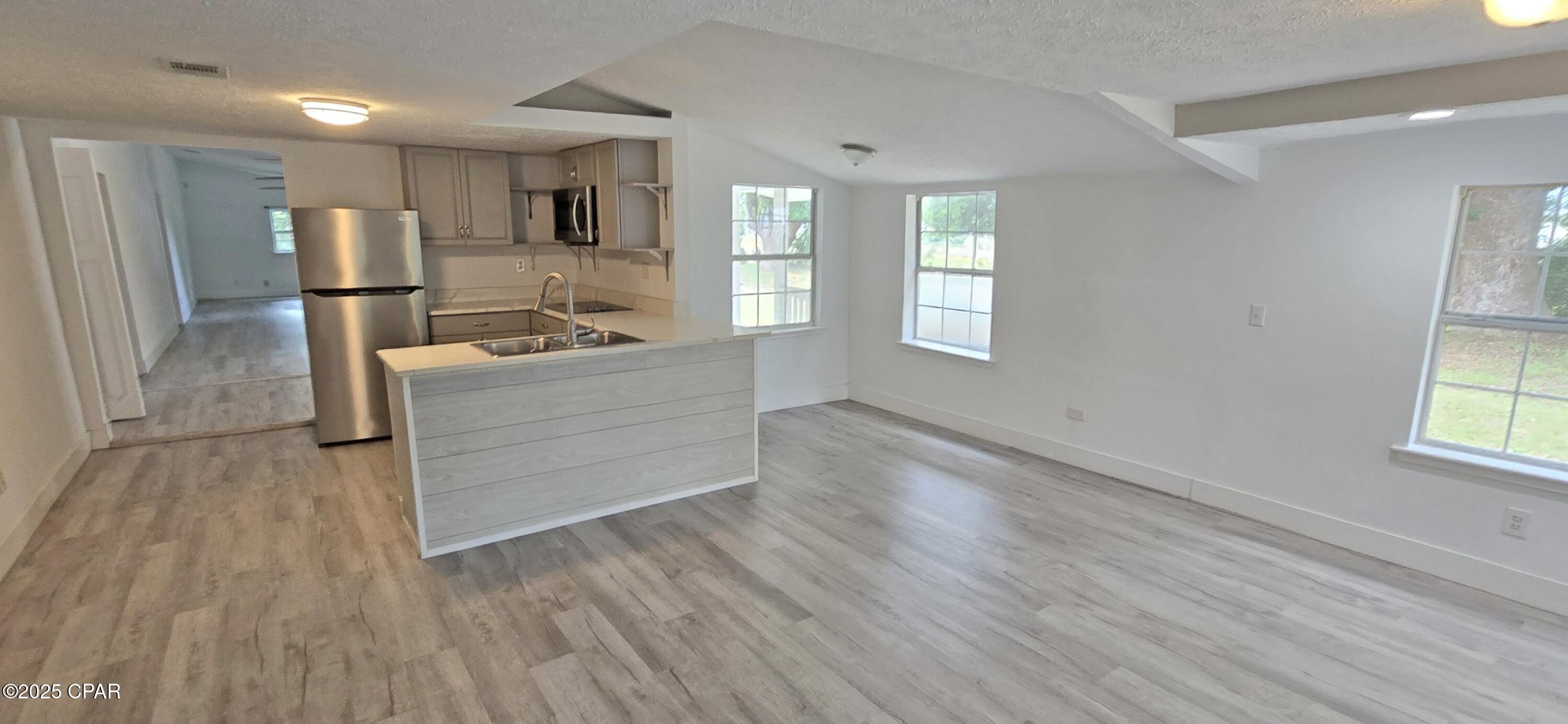 Image 5 For 3727 3rd Street