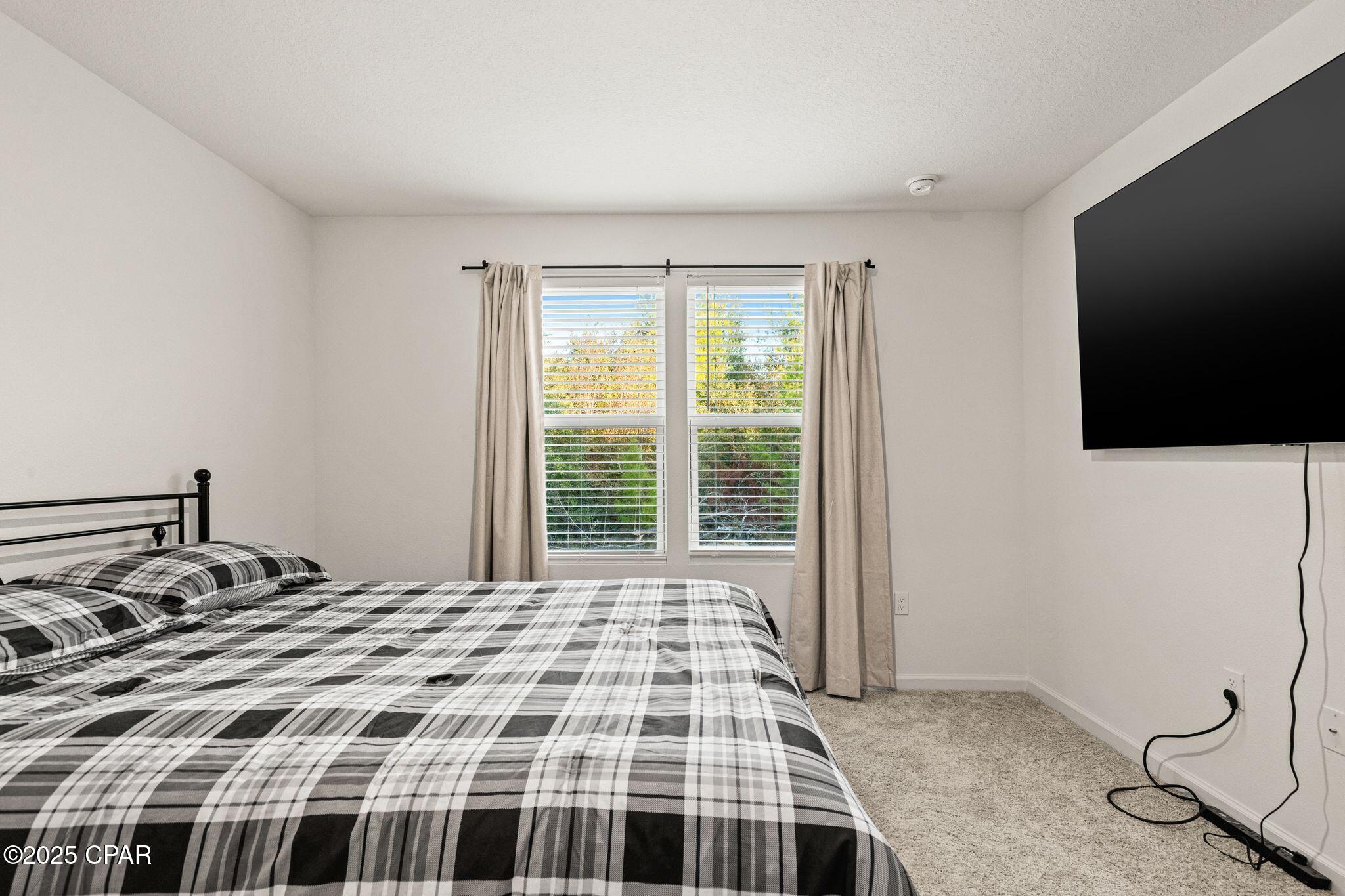 Image 17 For 3987 Oxford Avenue