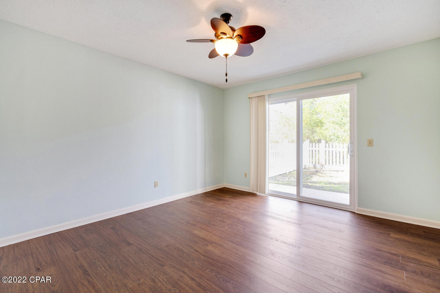 Image 12 For 7125 Lagoon Drive N