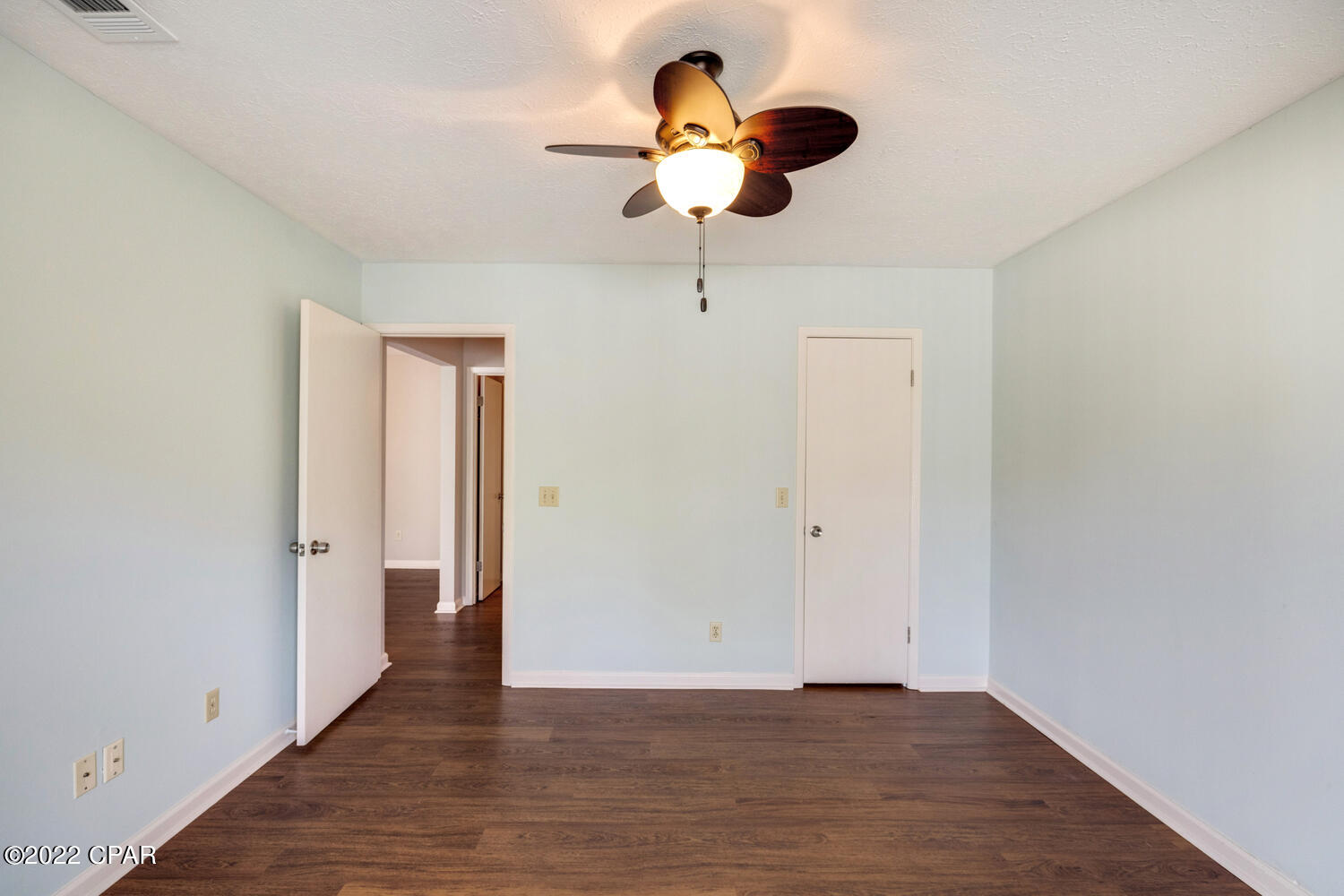 Image 13 For 7125 Lagoon Drive N