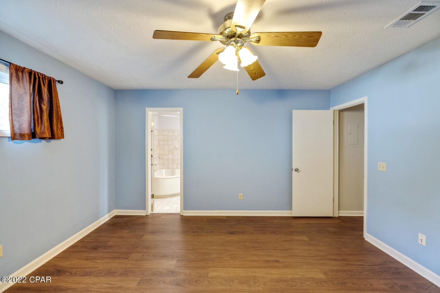 Image 15 For 7125 Lagoon Drive N