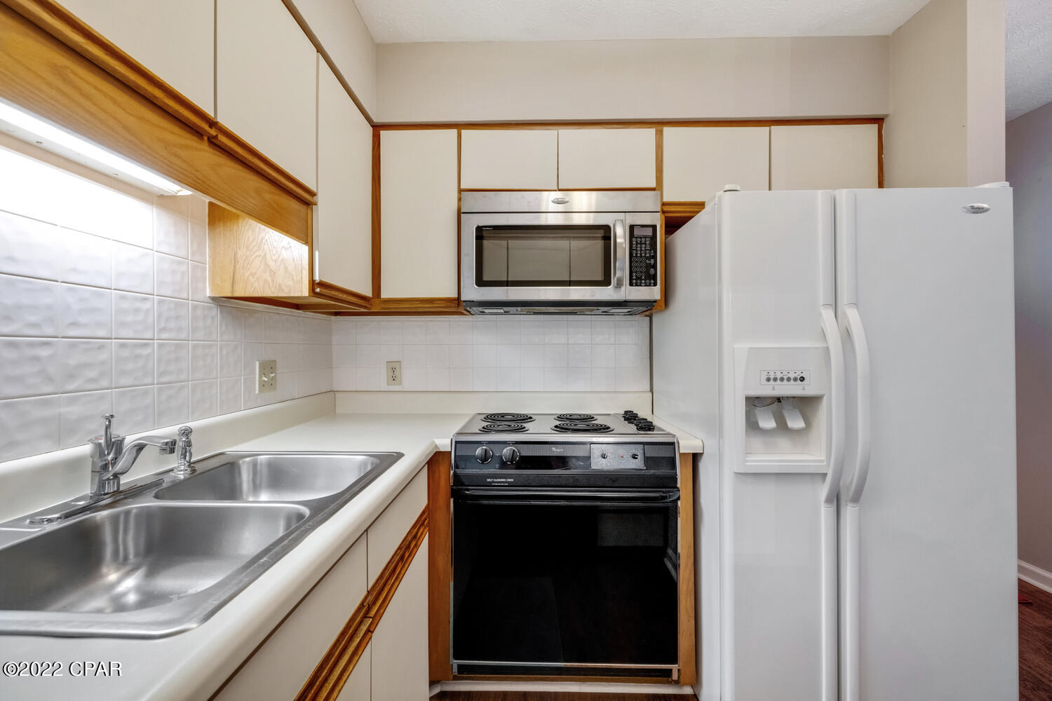 Image 4 For 7125 Lagoon Drive N