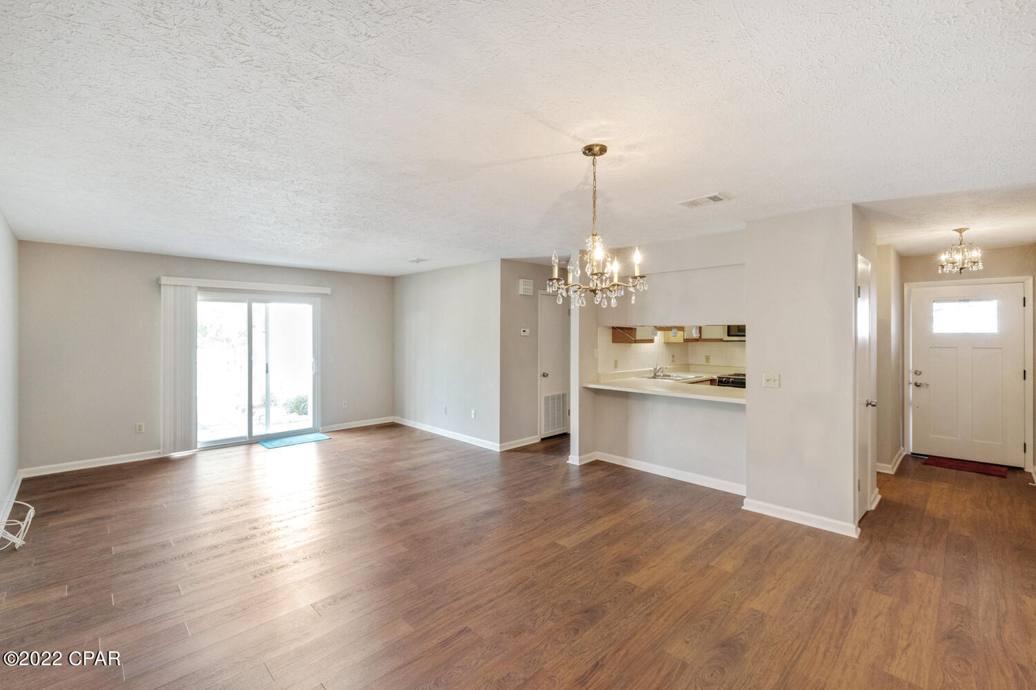 Image 7 For 7125 Lagoon Drive N