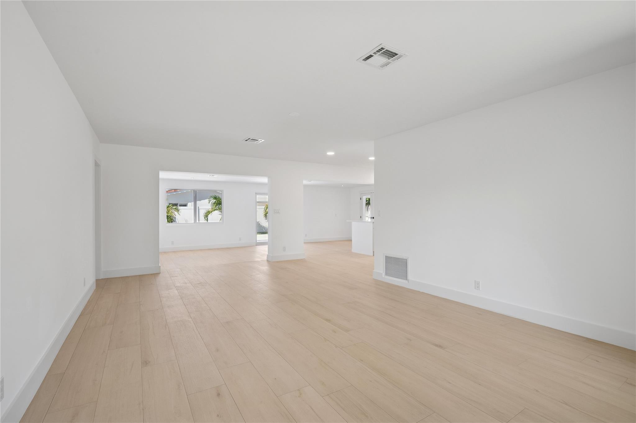 Homes for sale in Fort Lauderdale, FL | 5621 Ne 16Th Ave, Fort Lauderdale, FL 33334 | MLS# F10536416