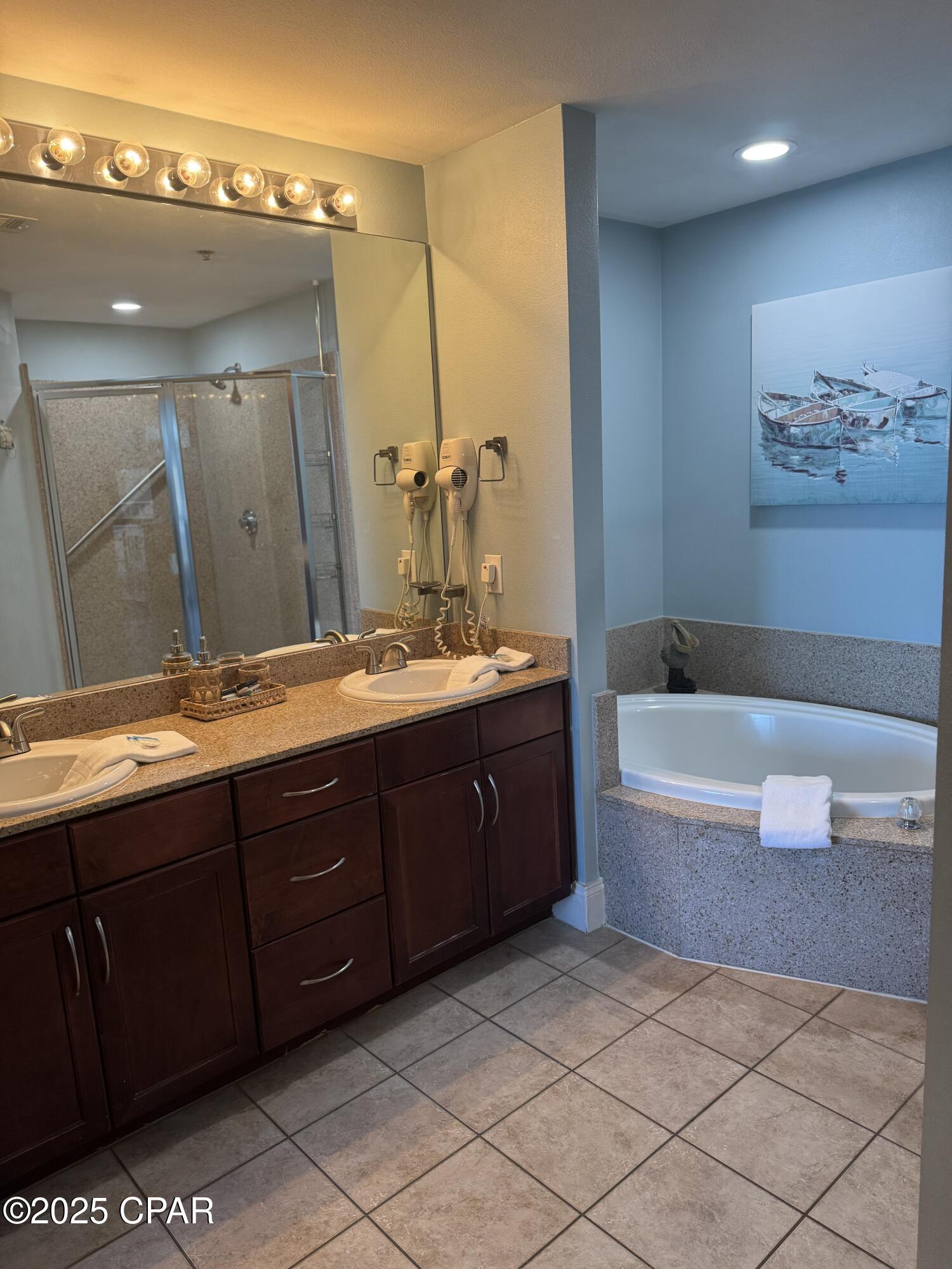 Image 10 For 9860 Thomas Drive 927