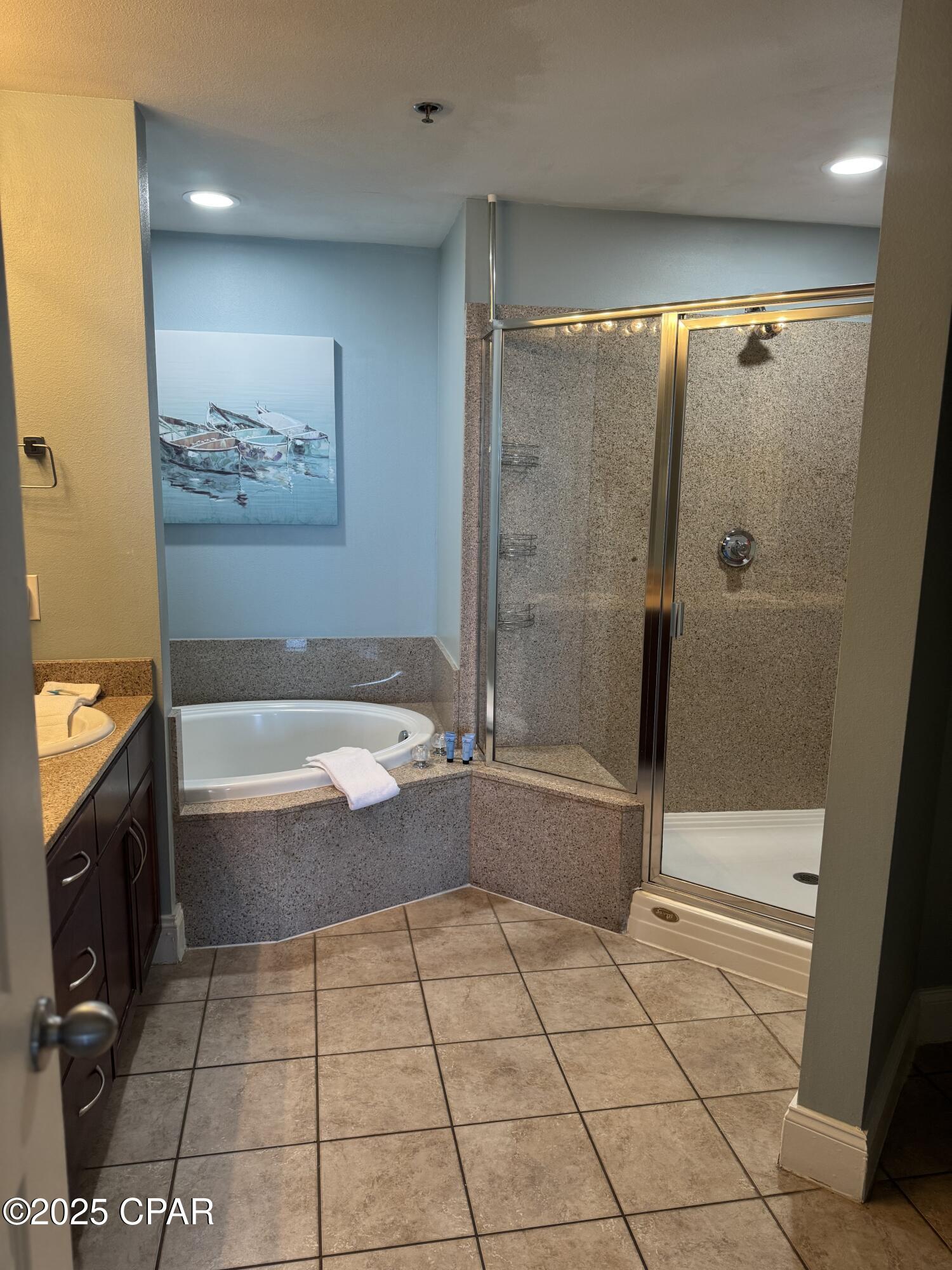 Image 9 For 9860 Thomas Drive 927