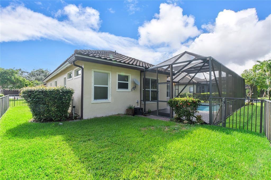 Homes for sale in Parkland, FL | 7009 Nw 113Th Ave, Parkland, FL 33076 | MLS# A11914655