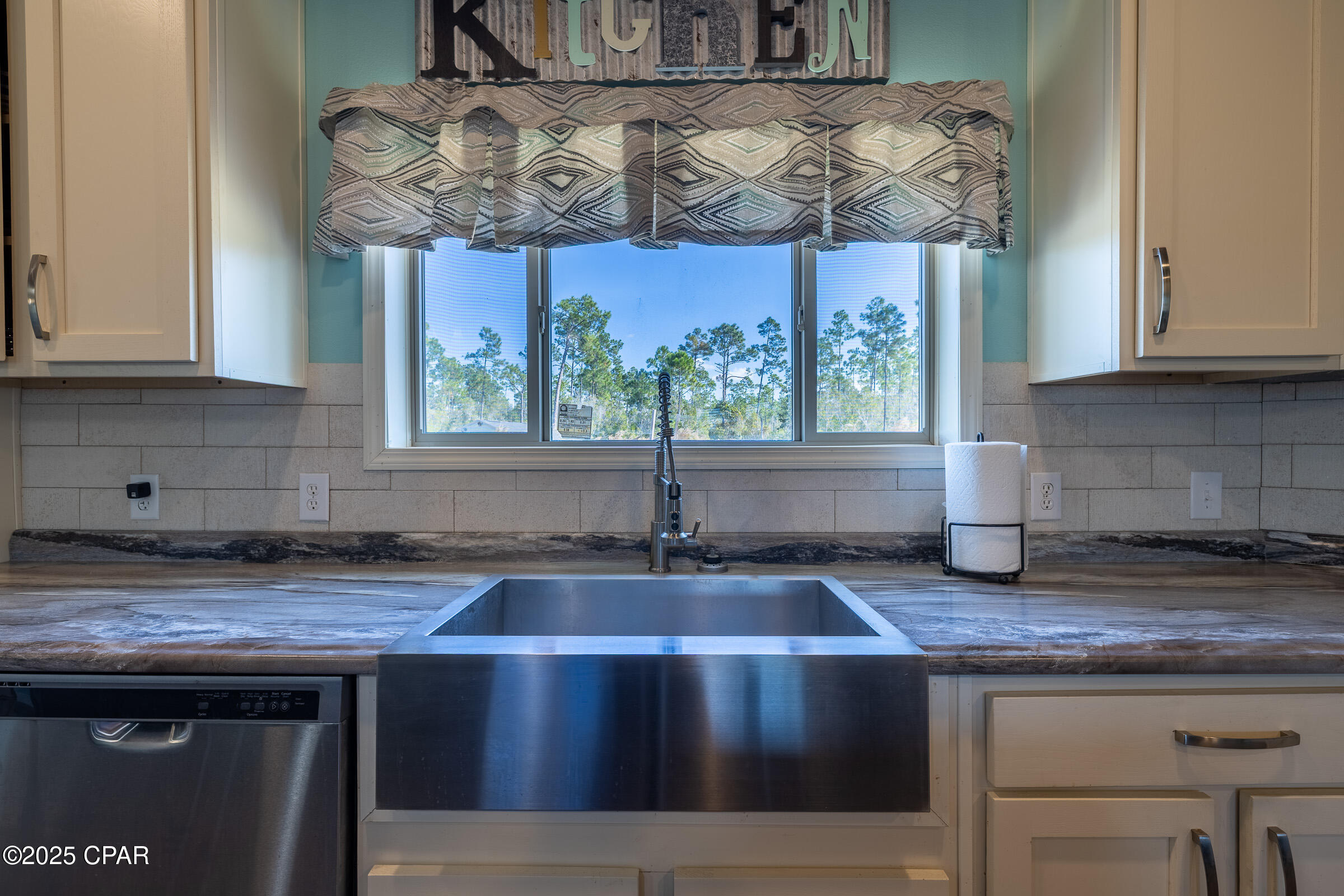 Image 7 For 1221 Highway 2297