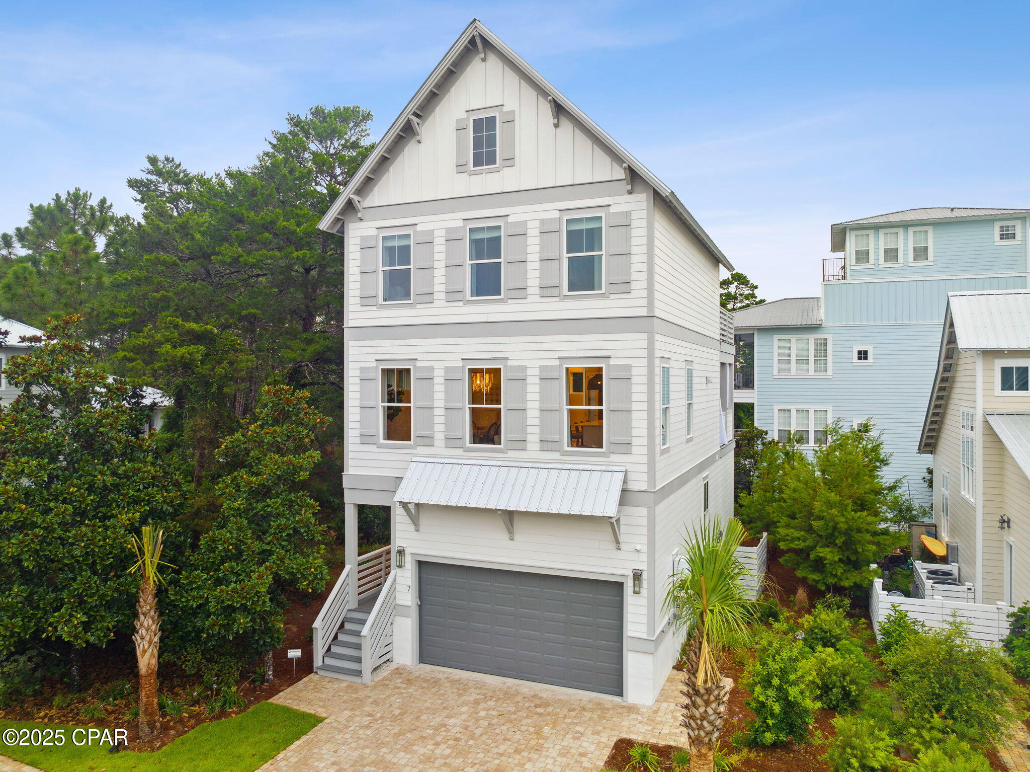 Image 1 For 7 Grande Pointe Drive