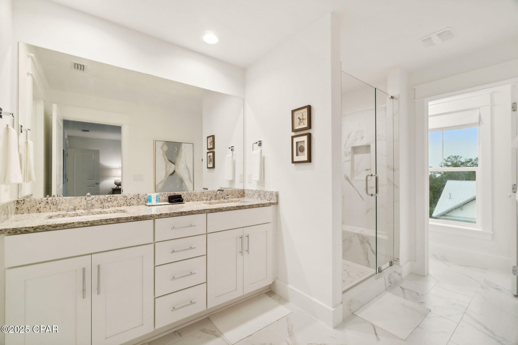 Image 17 For 7 Grande Pointe Drive