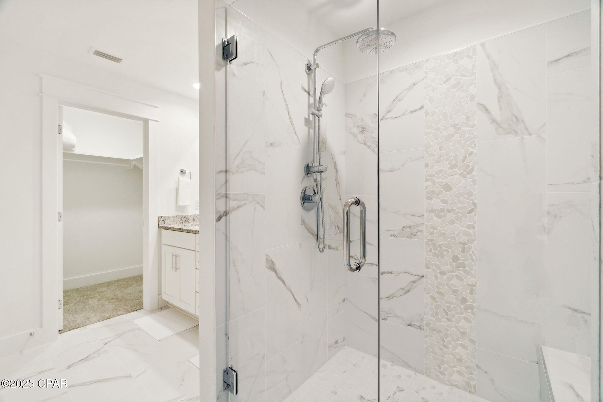 Image 18 For 7 Grande Pointe Drive