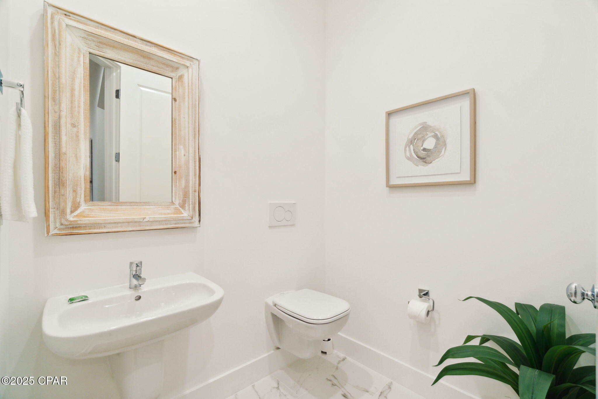 Image 32 For 7 Grande Pointe Drive