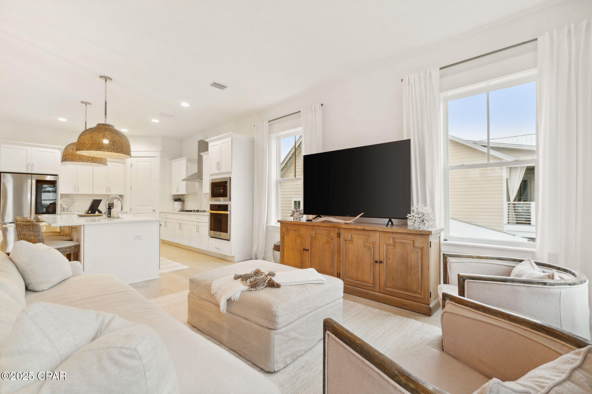 Image 7 For 7 Grande Pointe Drive