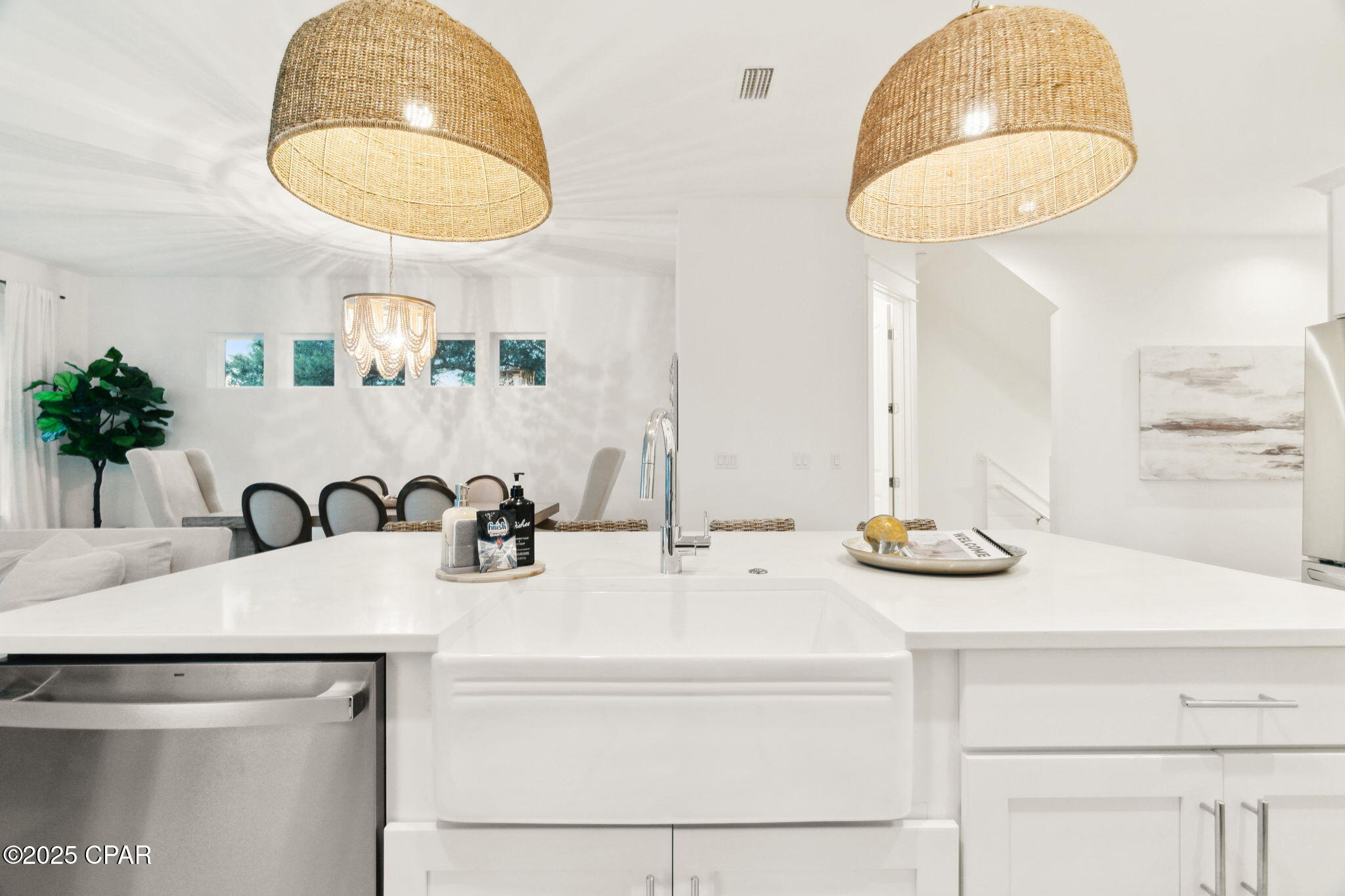 Image 9 For 7 Grande Pointe Drive