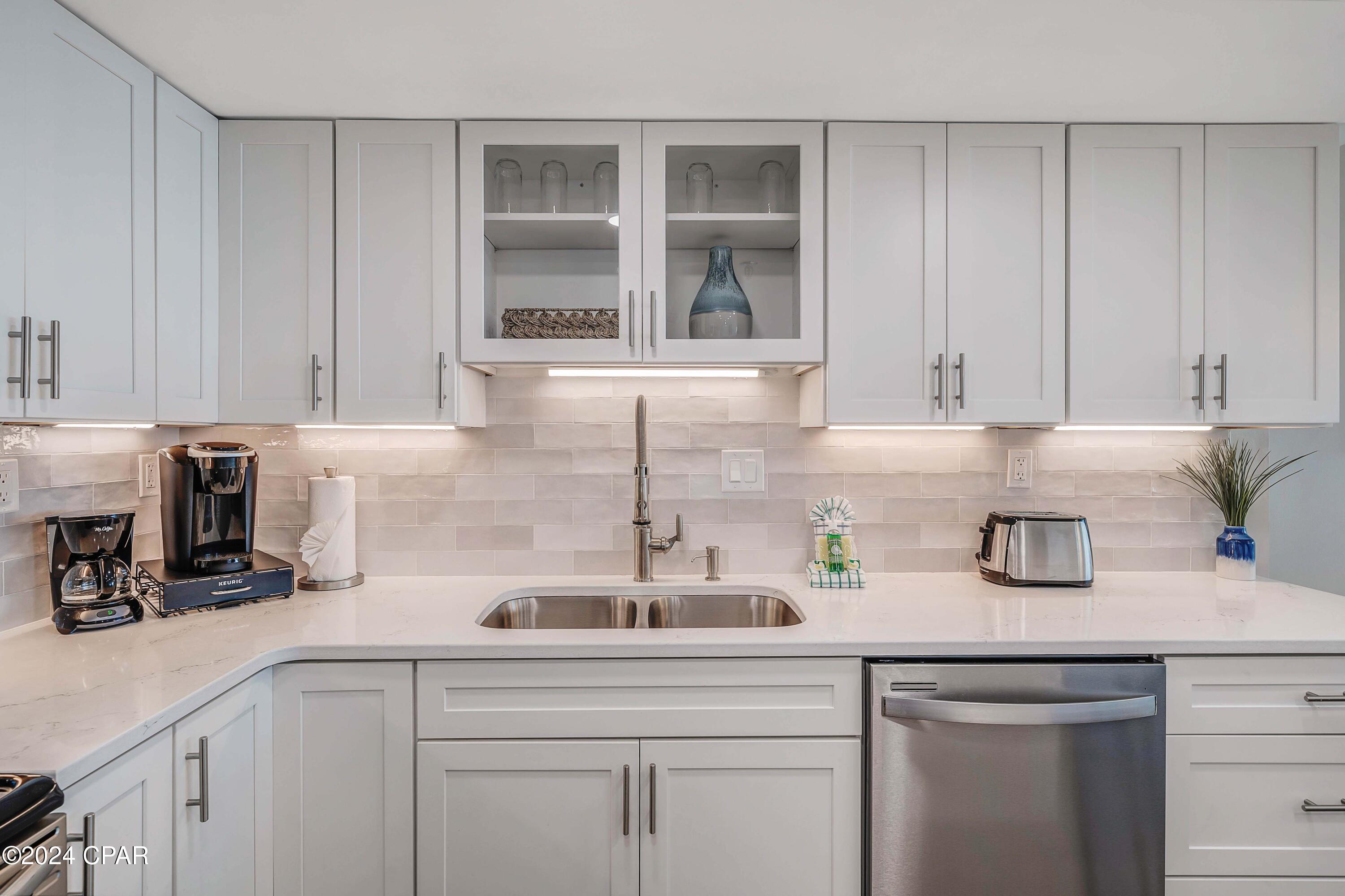 Image 11 For 6201 Thomas Drive 302