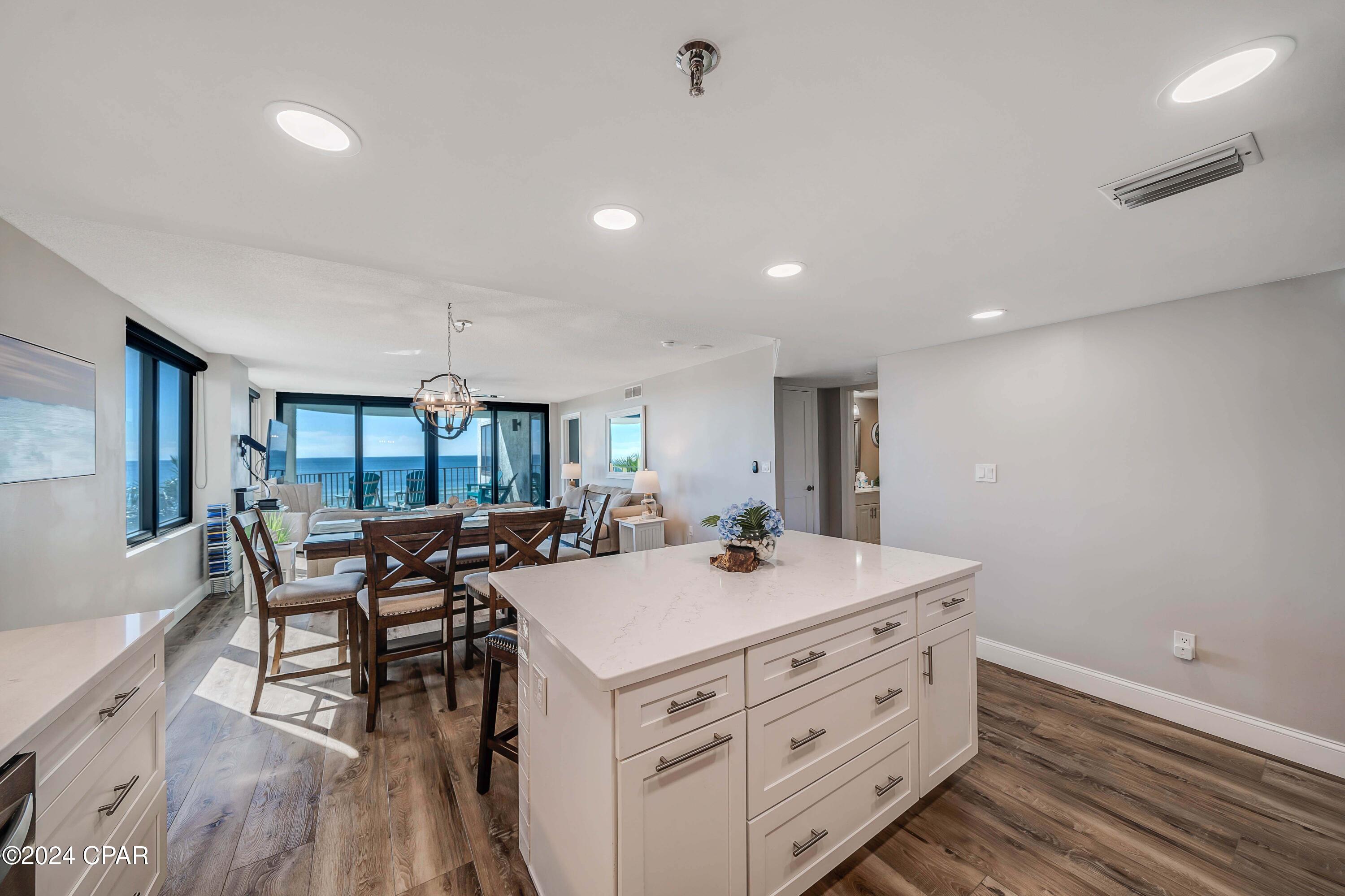 Image 12 For 6201 Thomas Drive 302