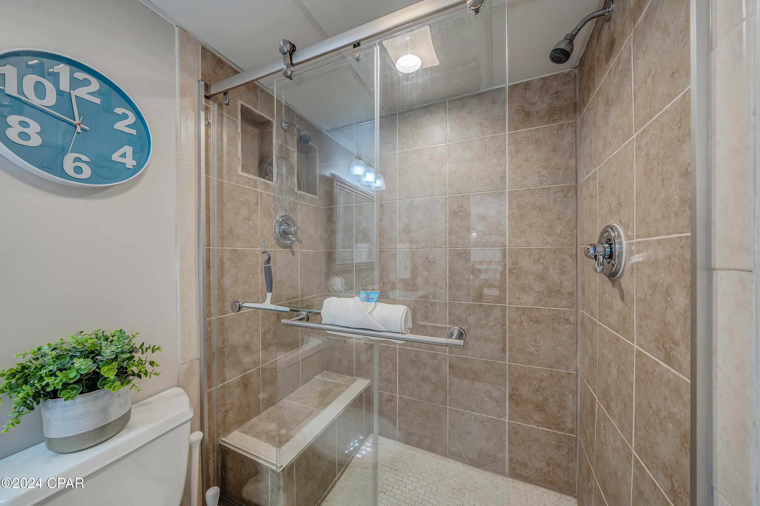 Image 33 For 6201 Thomas Drive 302