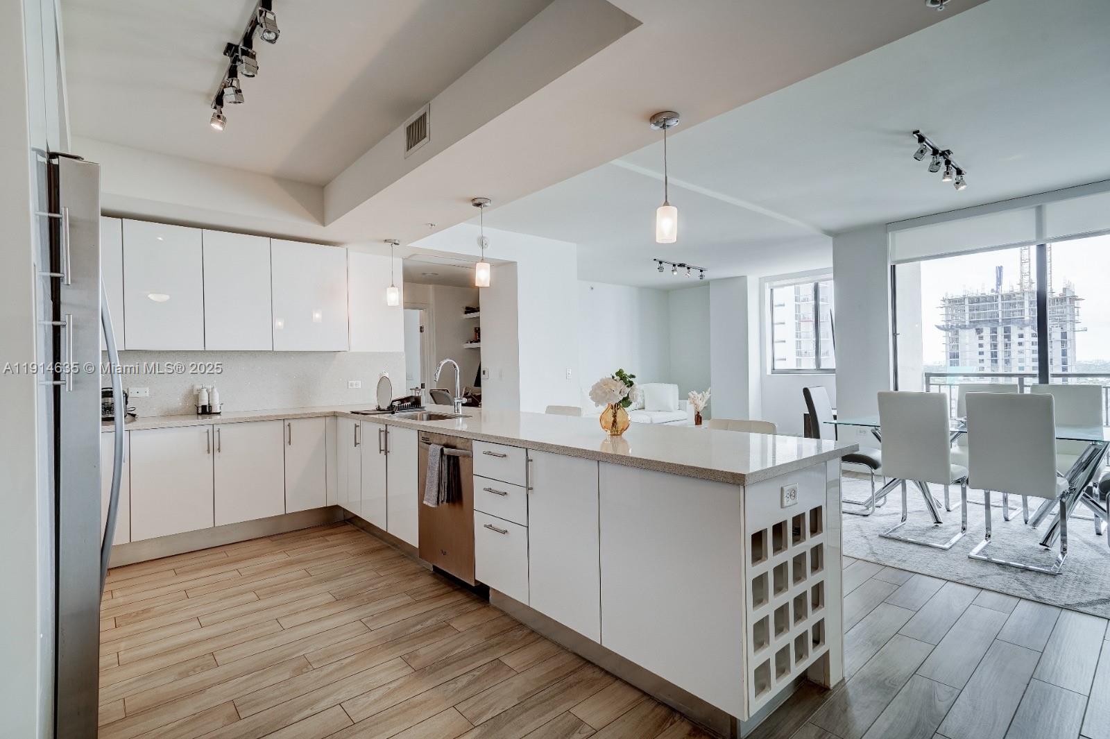 Nine At Mary Brickell Vil