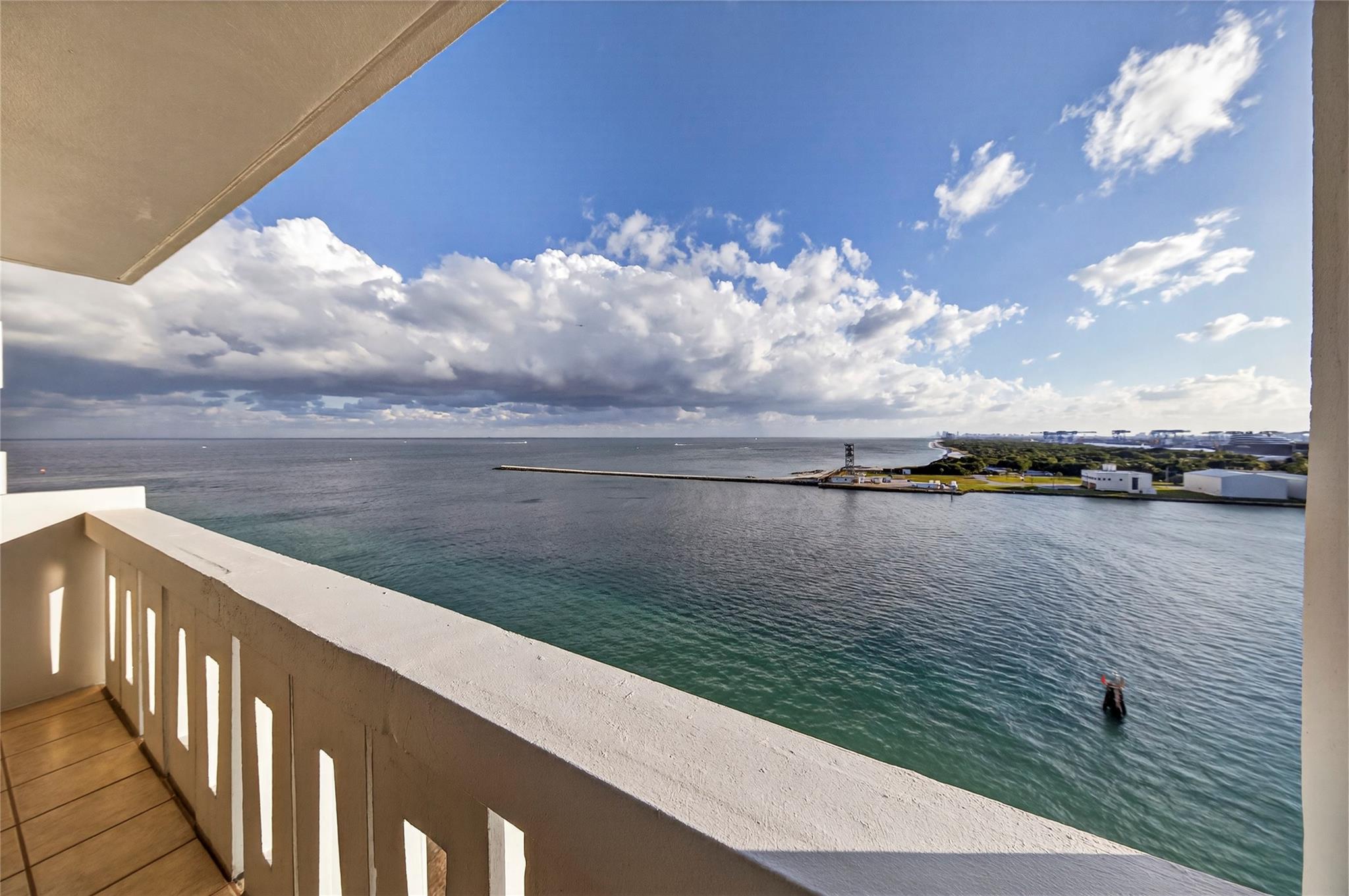 2100 S Ocean Dr 11-L, Fort Lauderdale, FL 33316