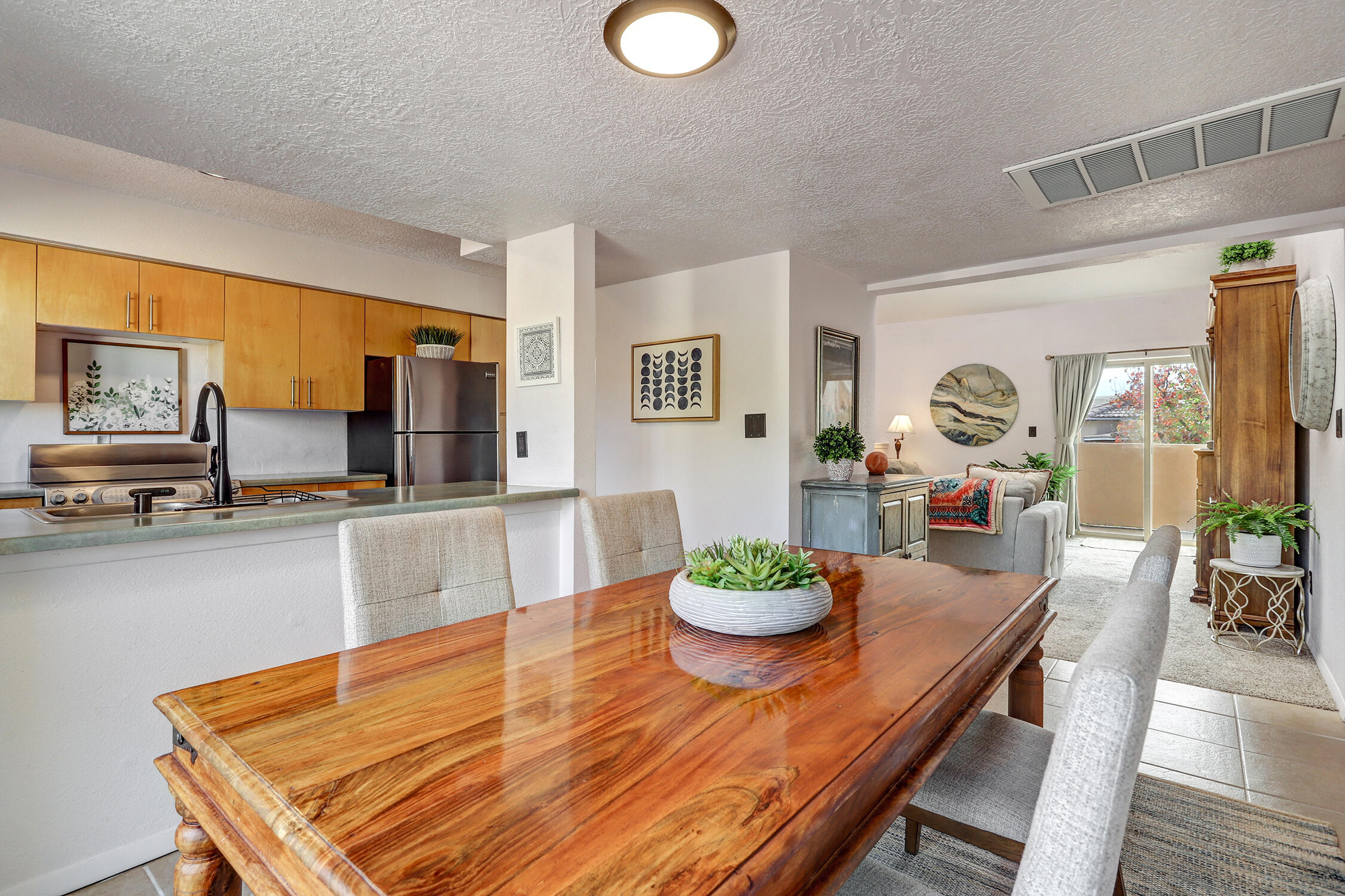 13246 Candelaria Road, Albuquerque NM 87112