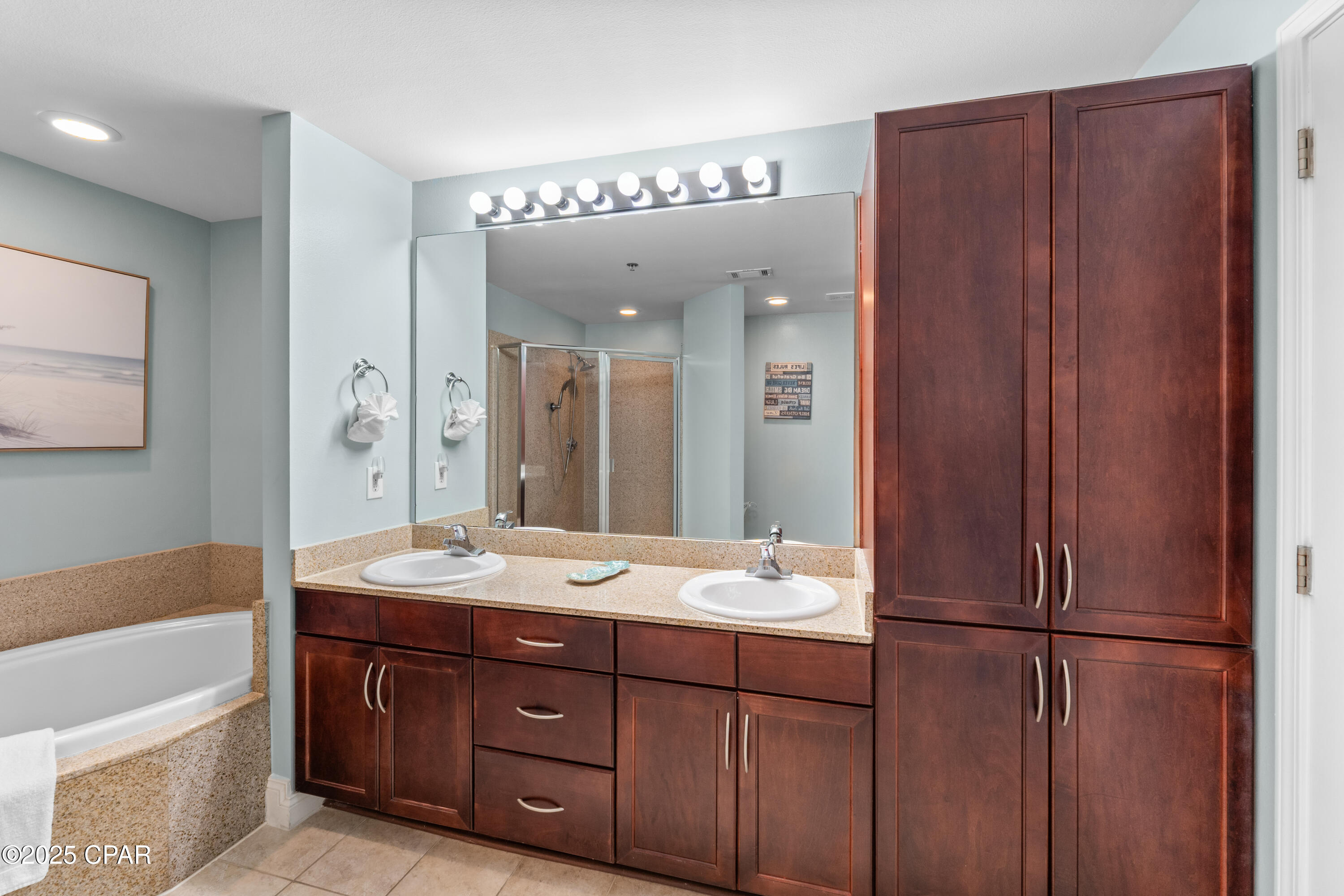 Image 13 For 9902 Thomas Drive 729