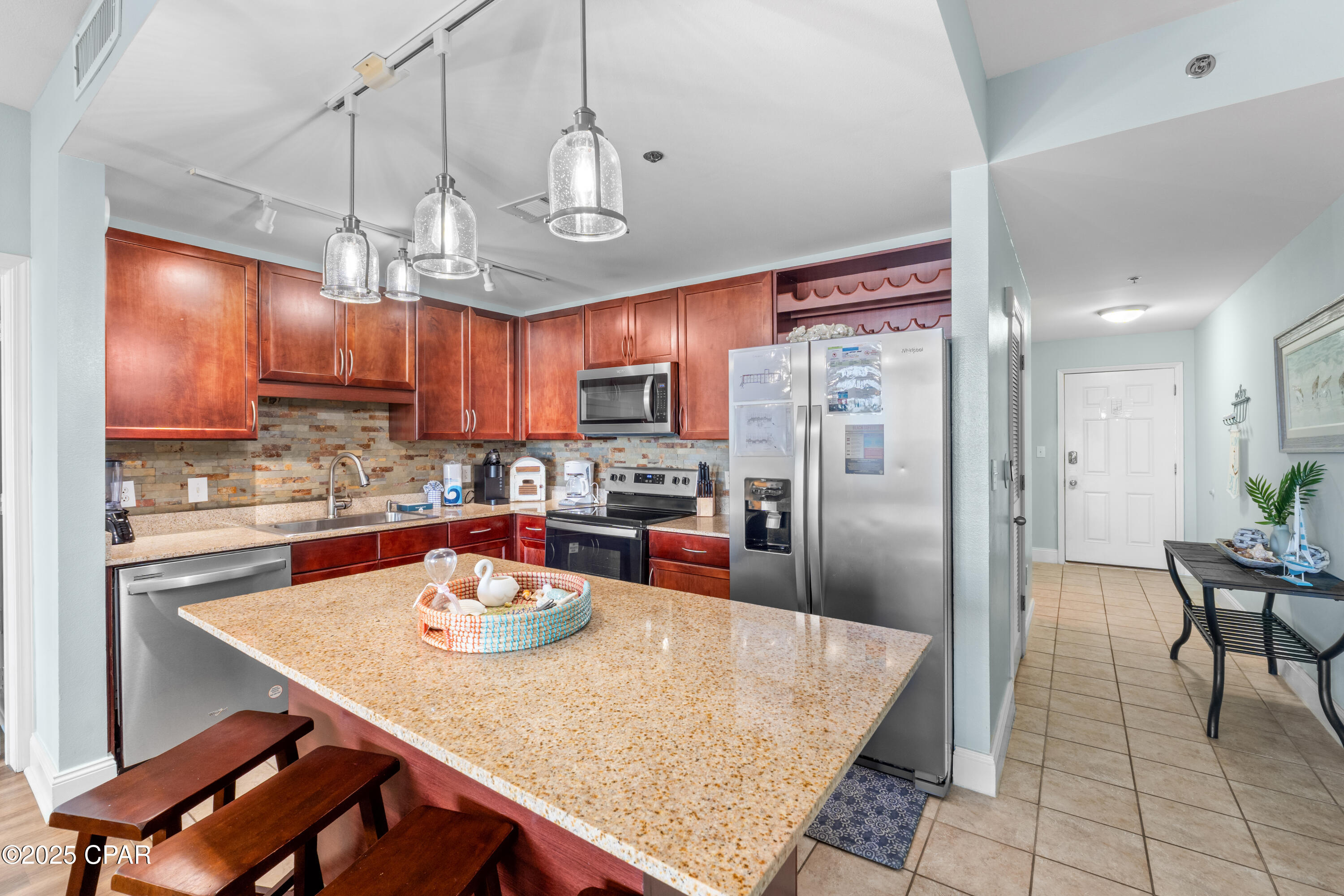 Image 14 For 9902 Thomas Drive 729