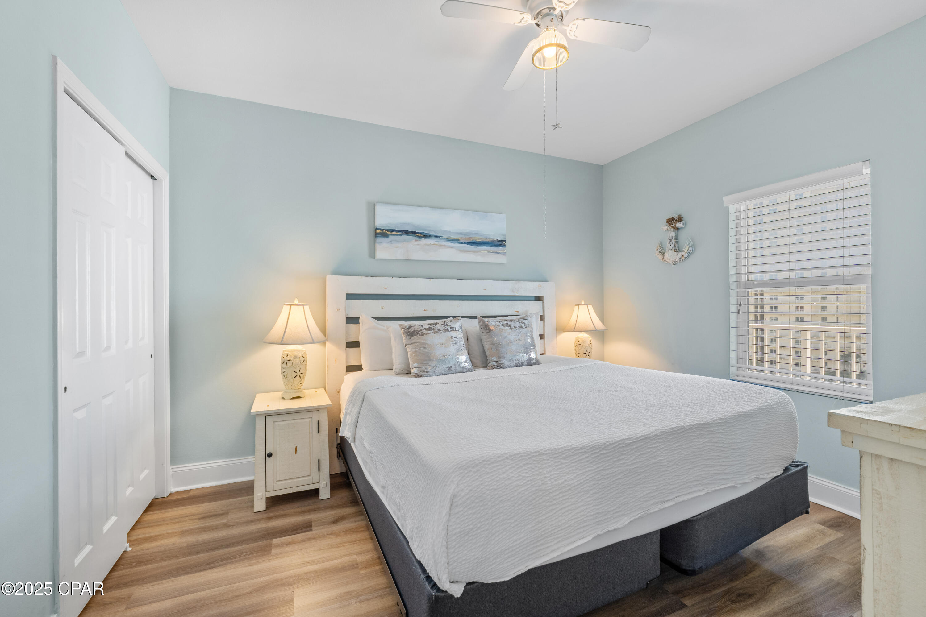 Image 20 For 9902 Thomas Drive 729