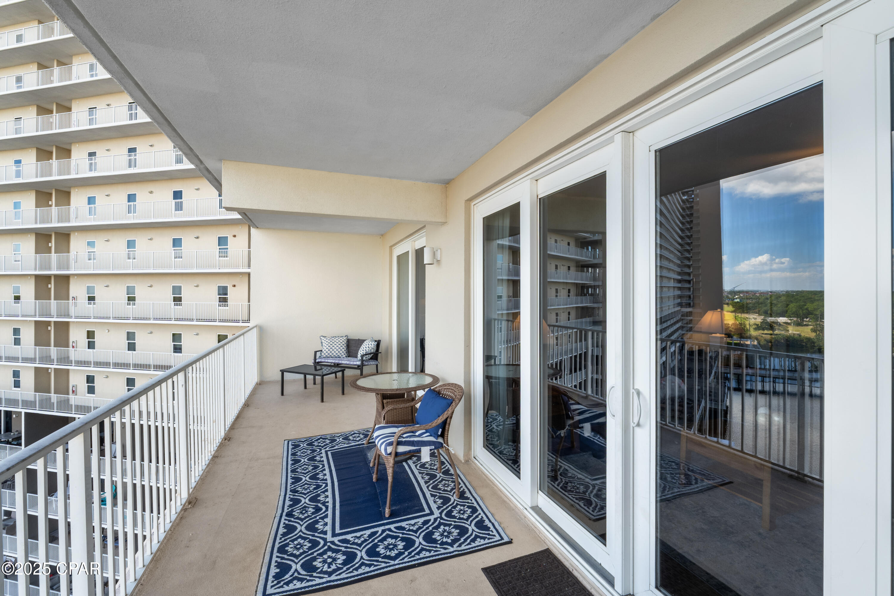 Image 4 For 9902 Thomas Drive 729