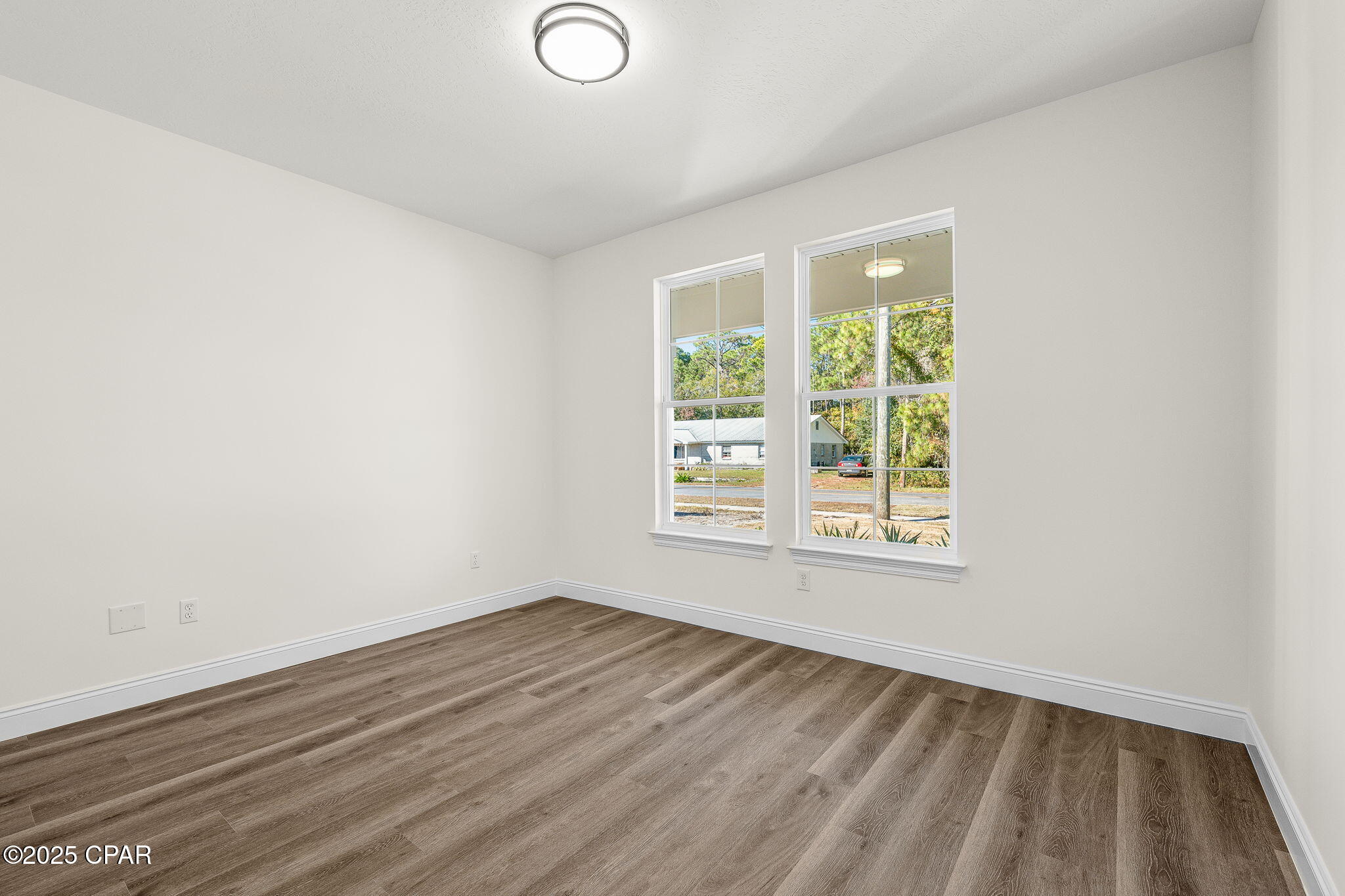 Image 18 For 9019 Laird Street