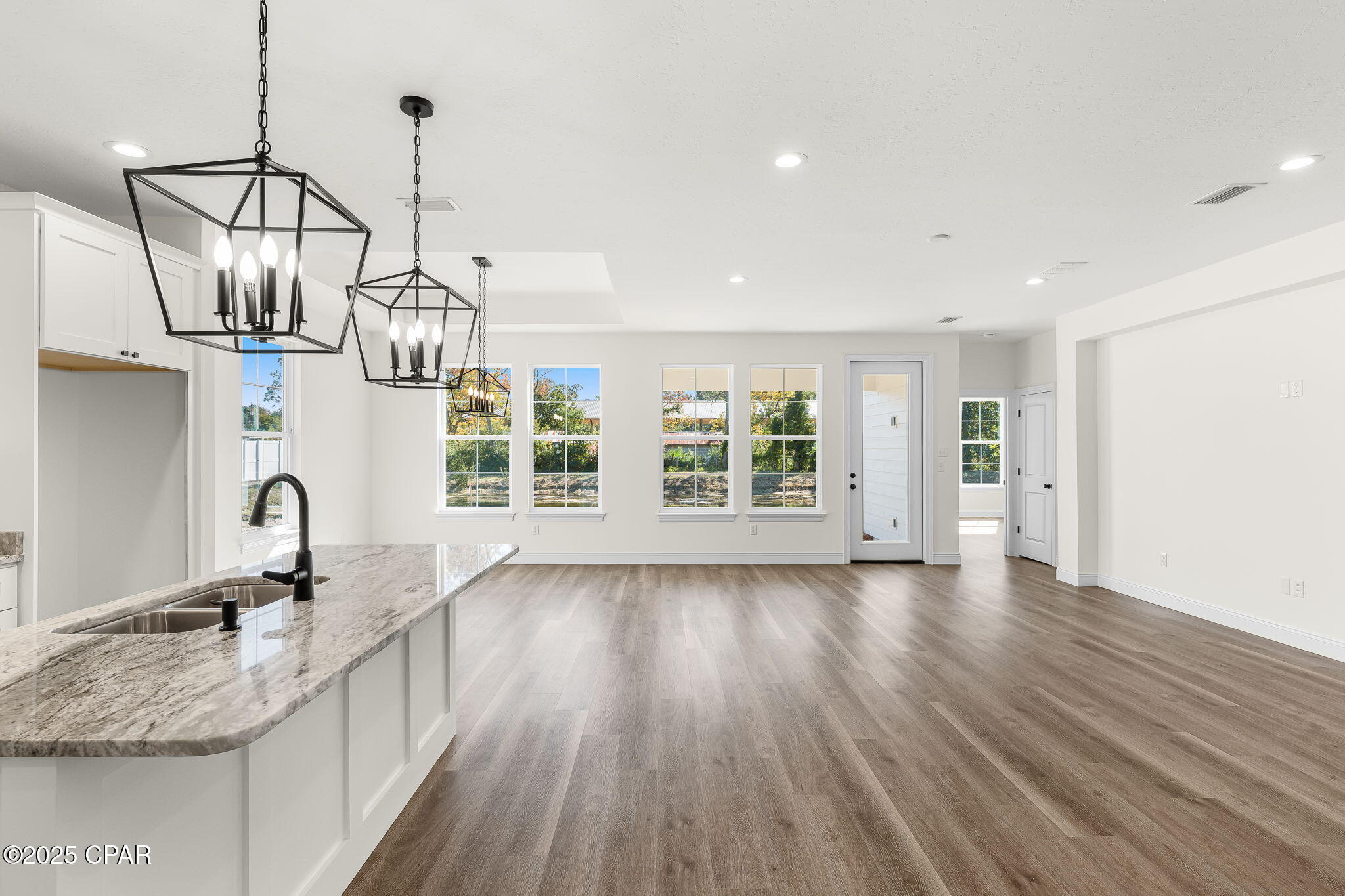 Image 9 For 9019 Laird Street