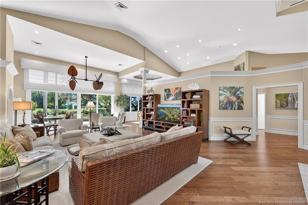 MLS# M20053106 Property Photo