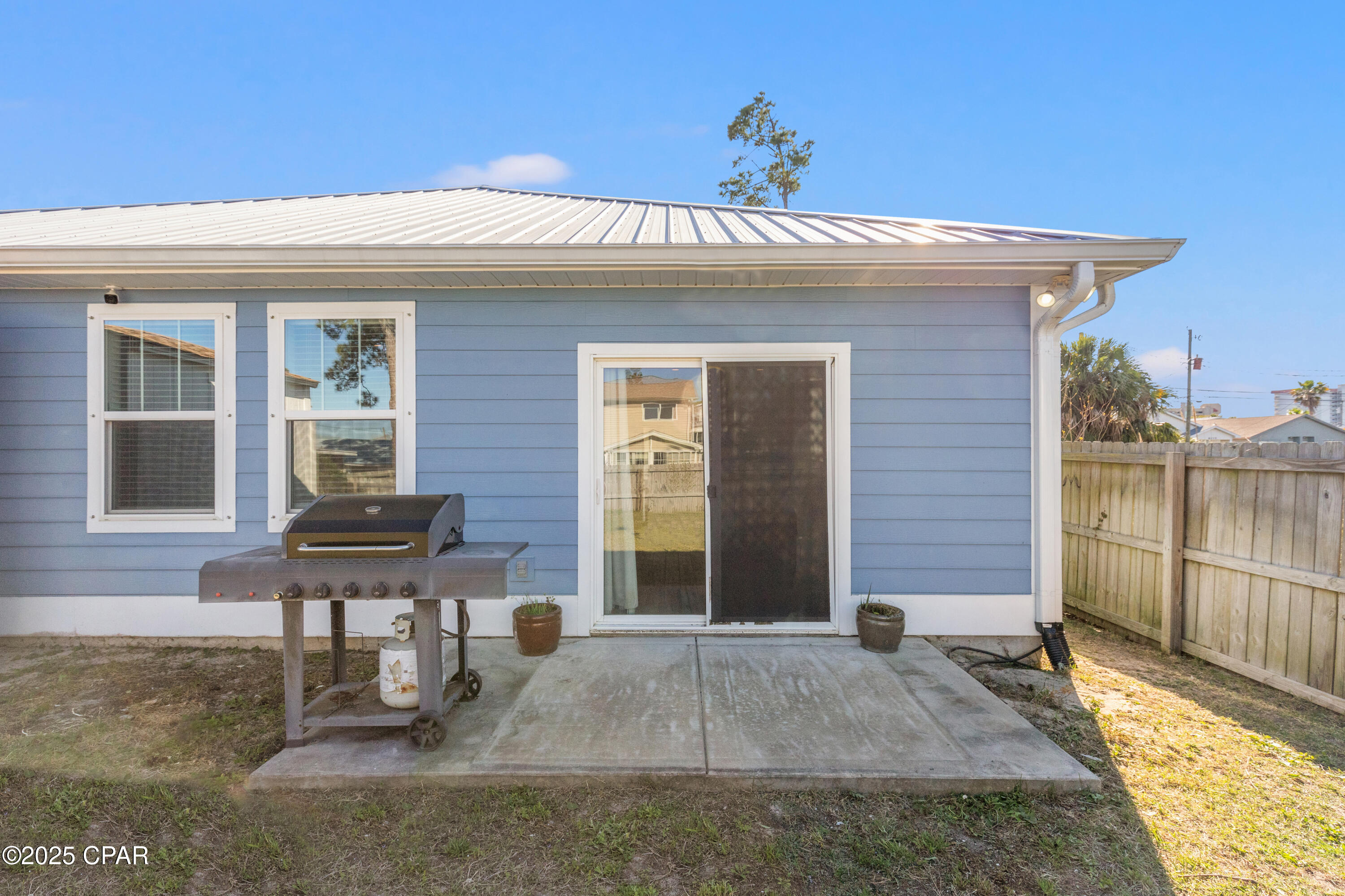 Image 33 For 6222 Pinetree Avenue