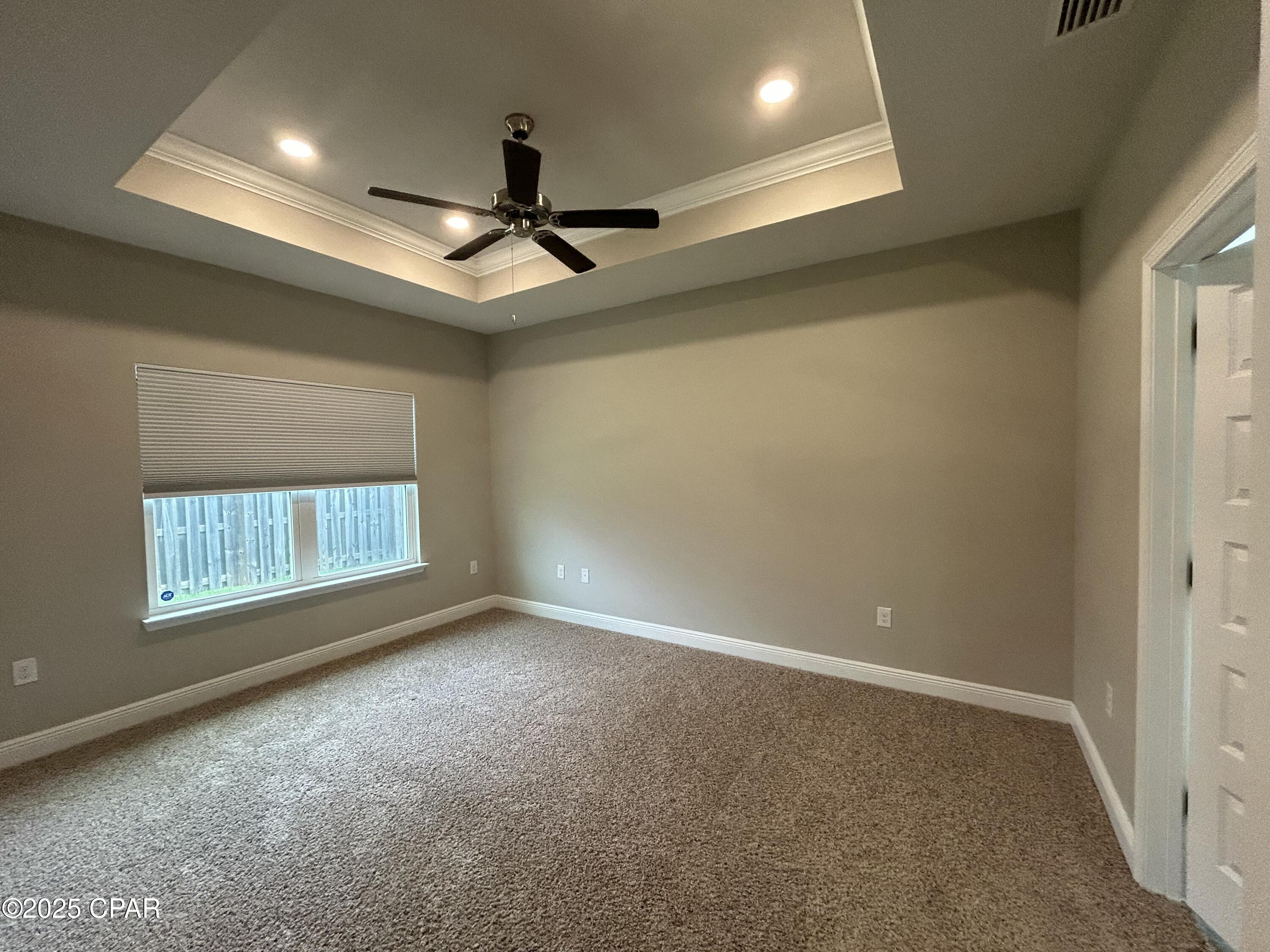 Image 7 For 245 Villa Bay Drive