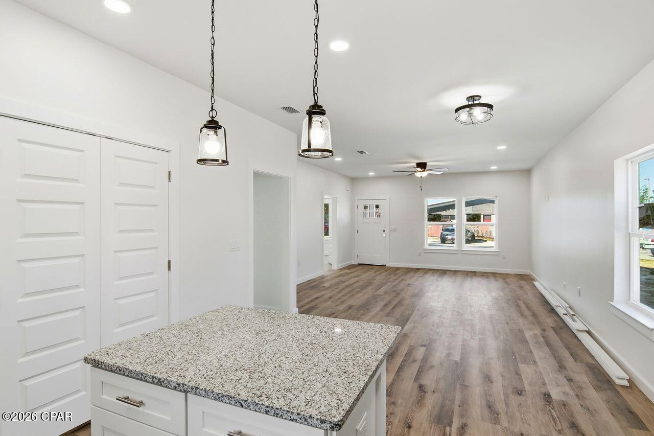 Image 10 For 3024 Selma Avenue