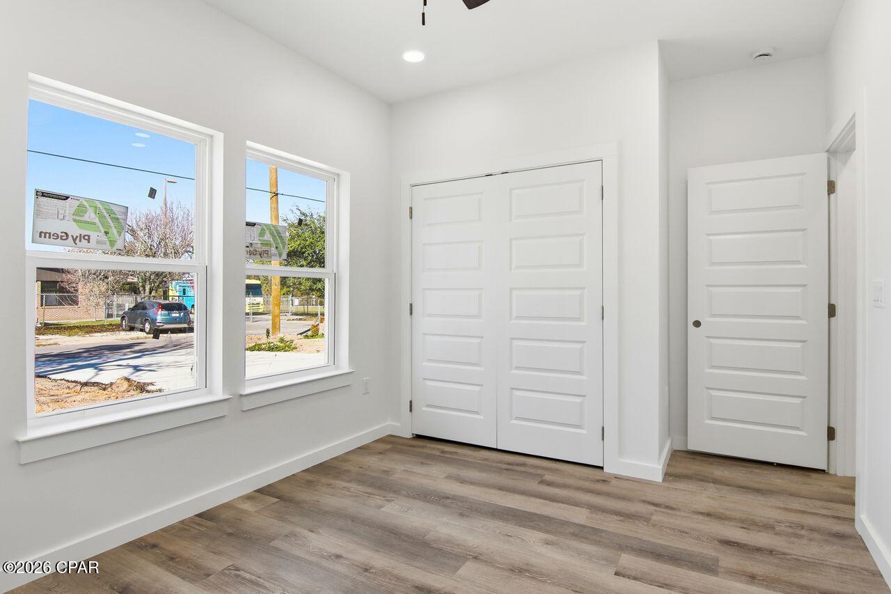 Image 13 For 3024 Selma Avenue