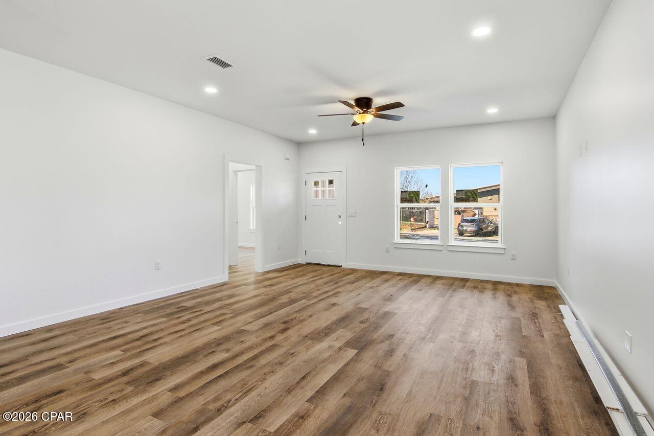 Image 6 For 3024 Selma Avenue