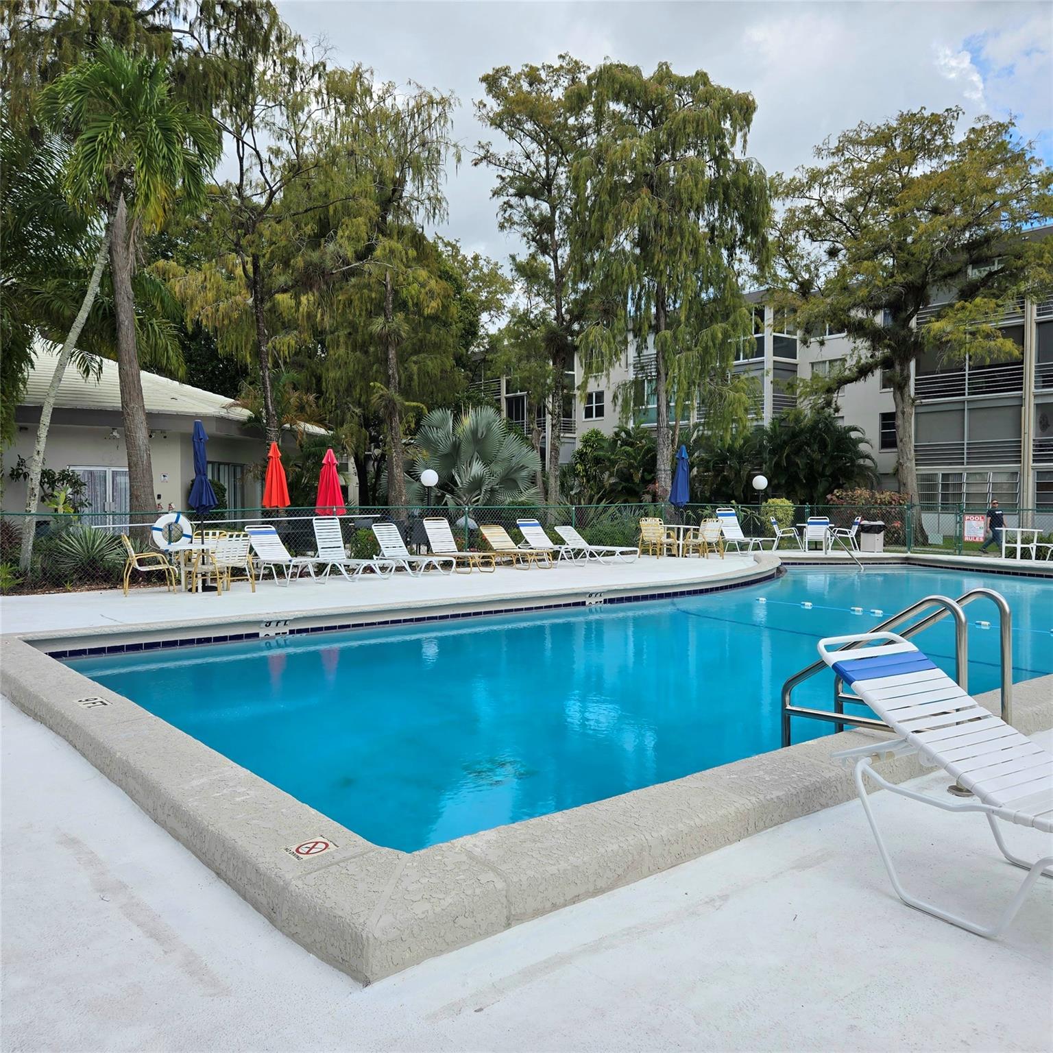 Homes for sale in Lauderdale Lakes, FL | 4898 Nw 29th Ct #412, Lauderdale Lakes, FL 33313 | MLS# F10537048