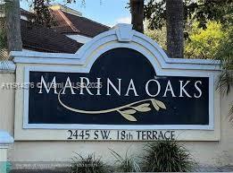 Marina Oaks Condo