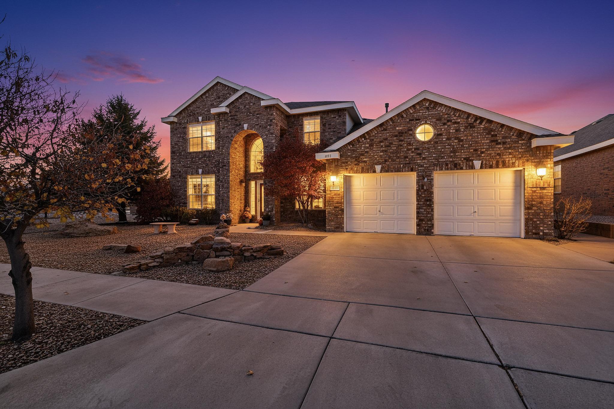 10101 Showlow Street, Albuquerque NM 87114