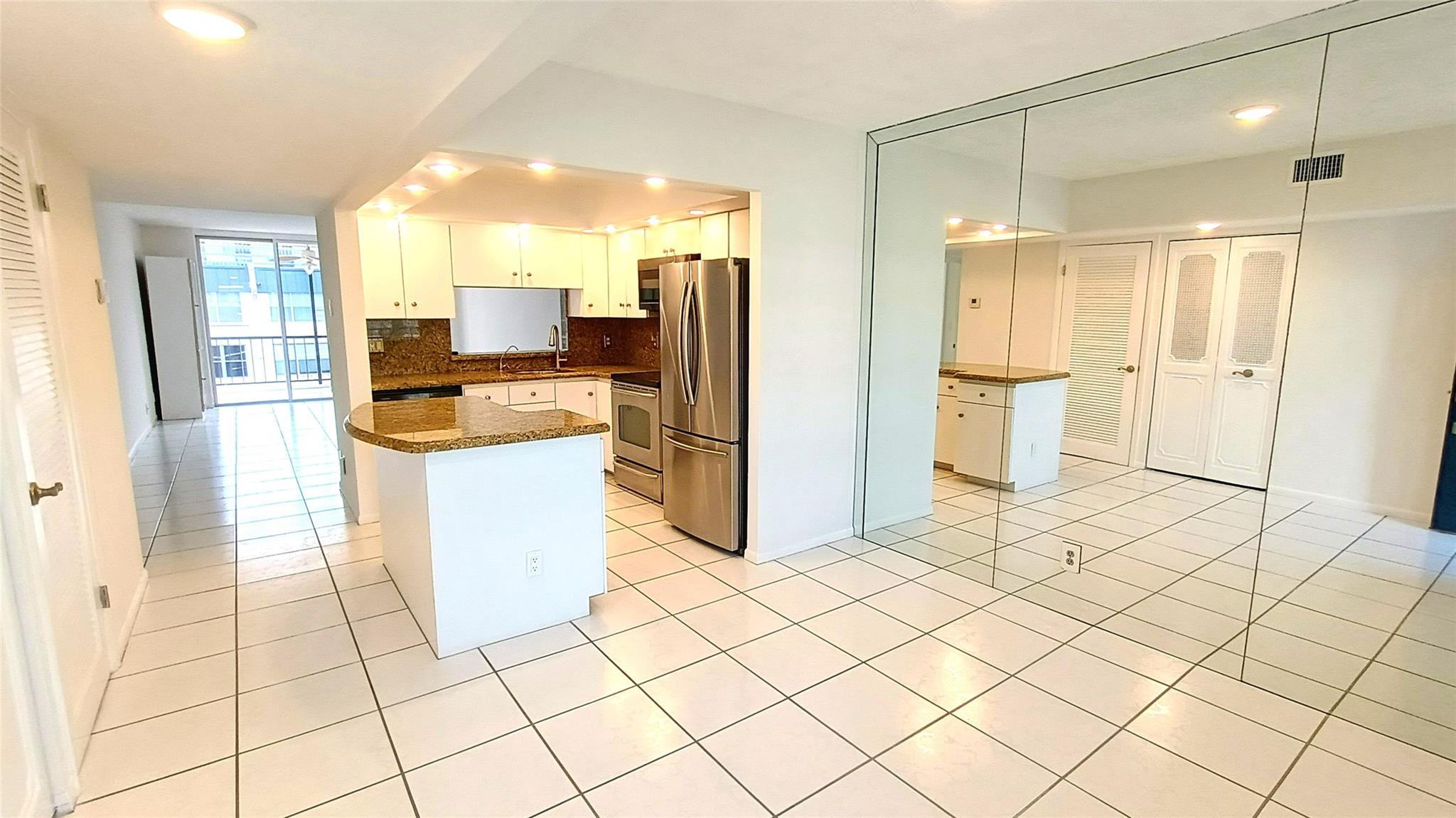 Island Club Four Condo